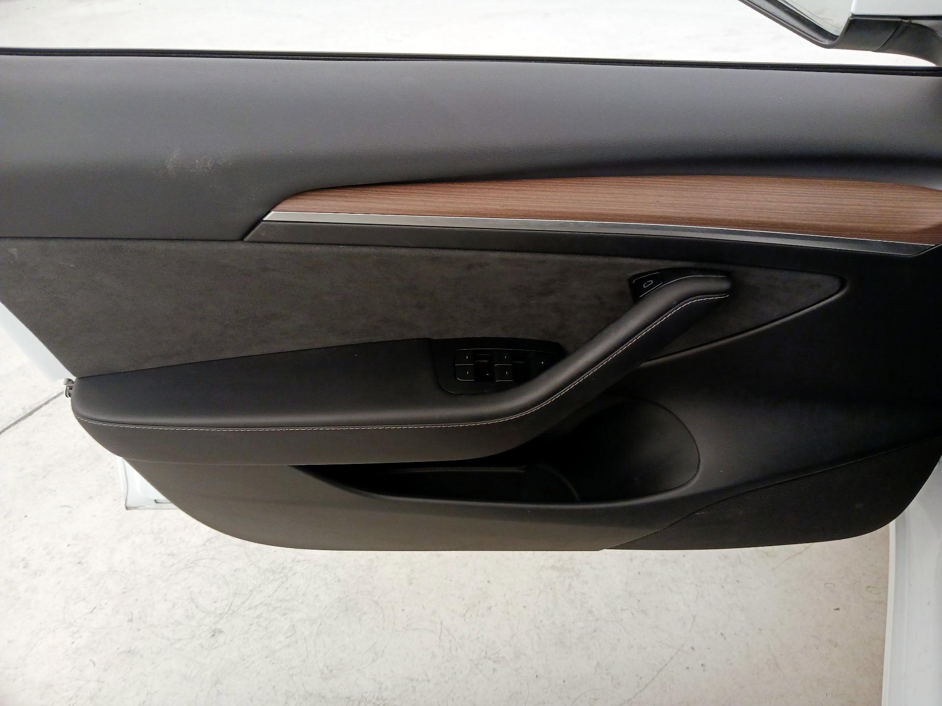 Thumbnail: 2023 Tesla Model 3 - 12