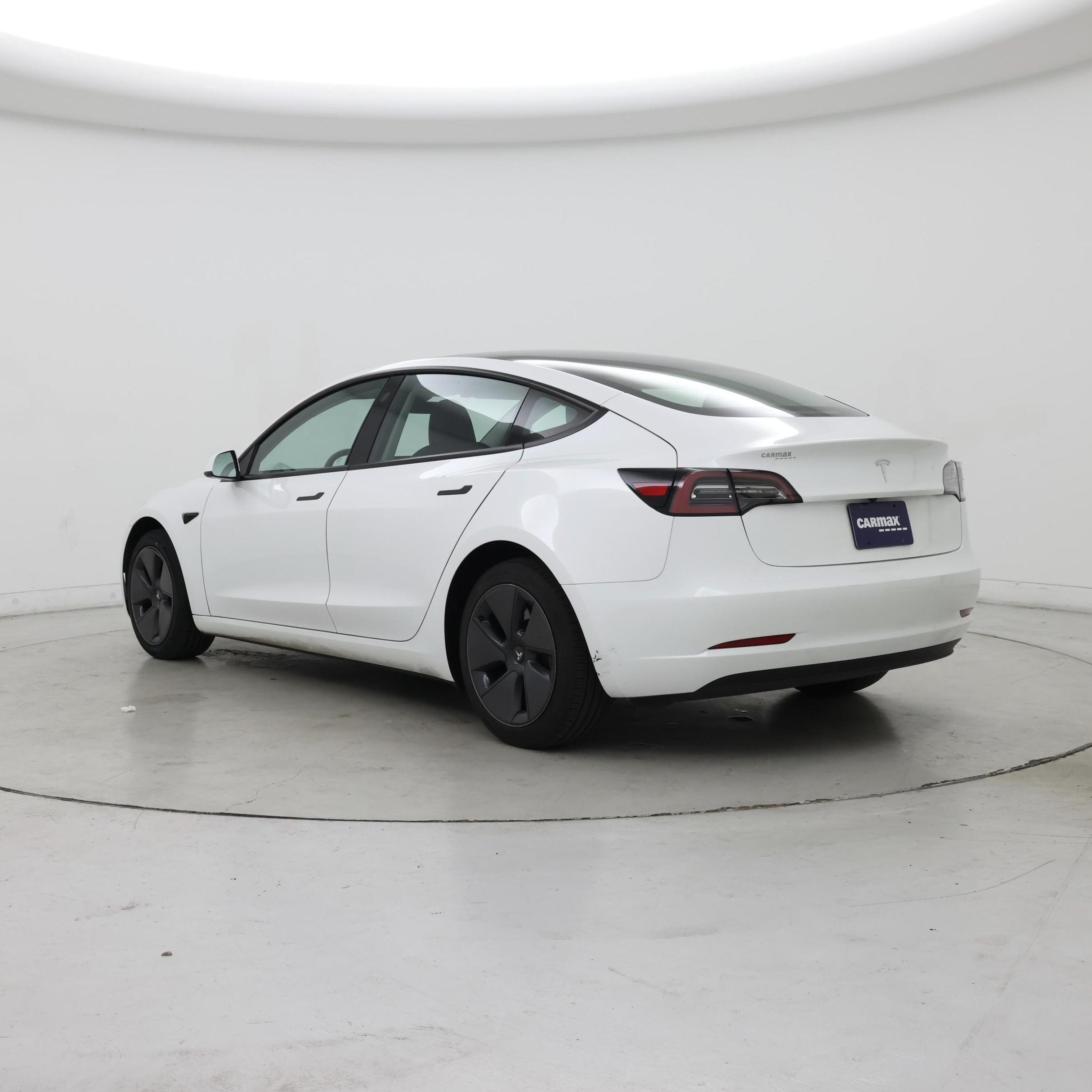 Thumbnail: 2023 Tesla Model 3 - 2