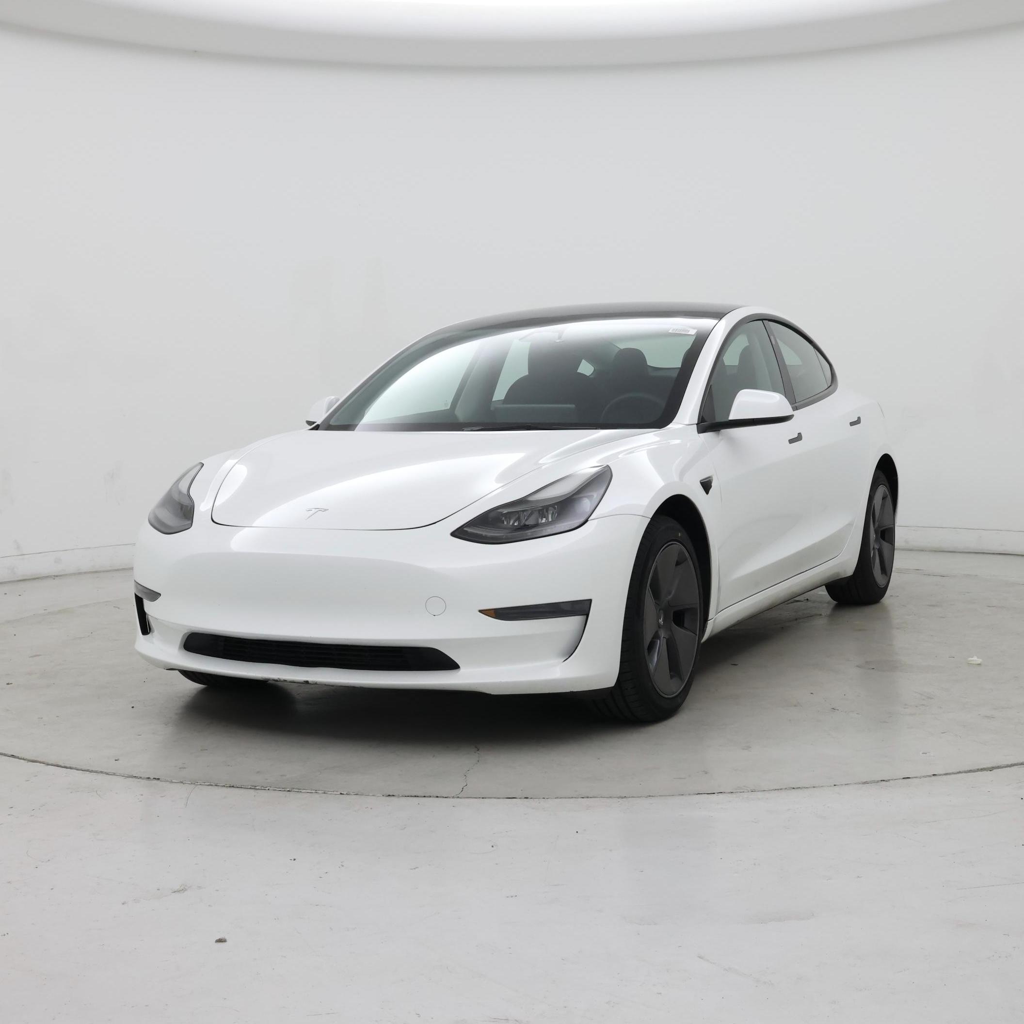 Thumbnail: 2023 Tesla Model 3 - 4