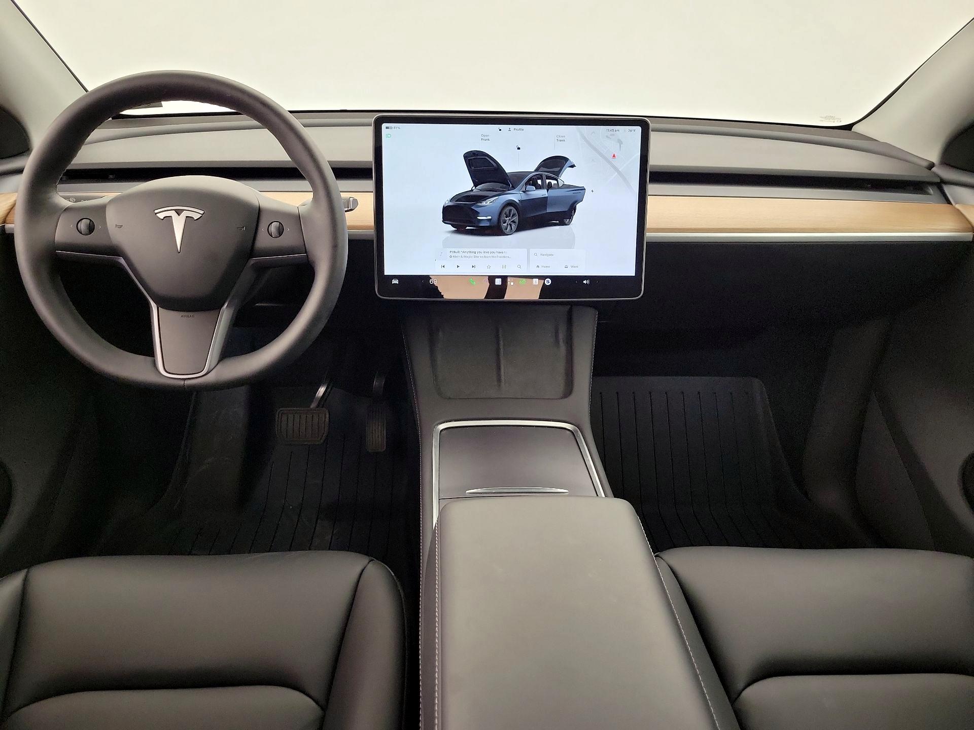 Thumbnail: 2025 Tesla Model Y - 9