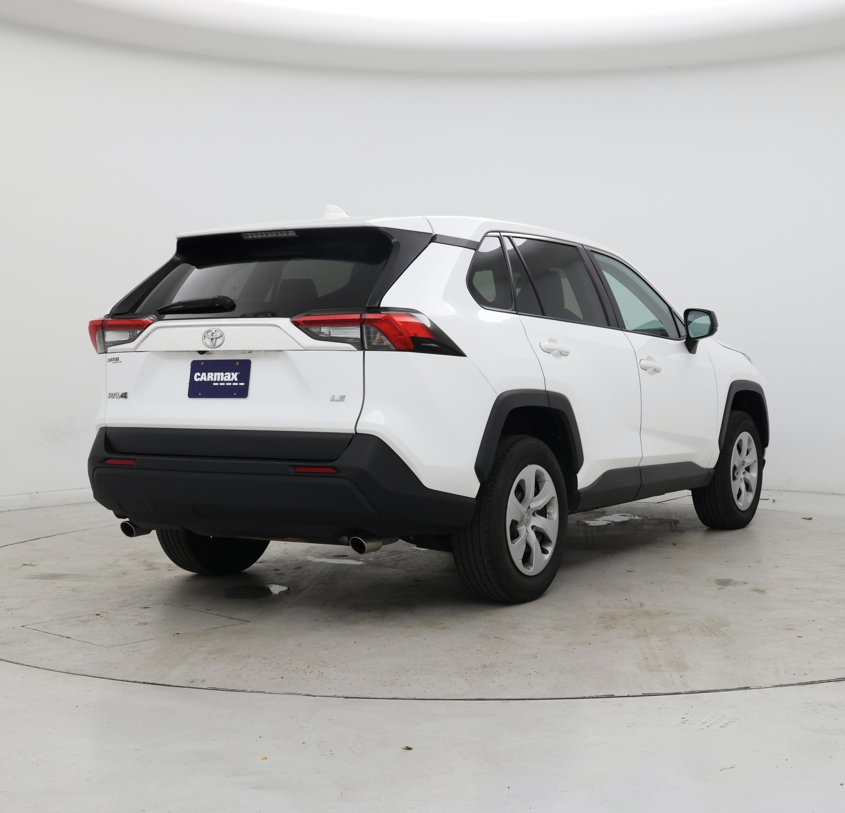 Thumbnail: 2024 Toyota RAV4 - 8