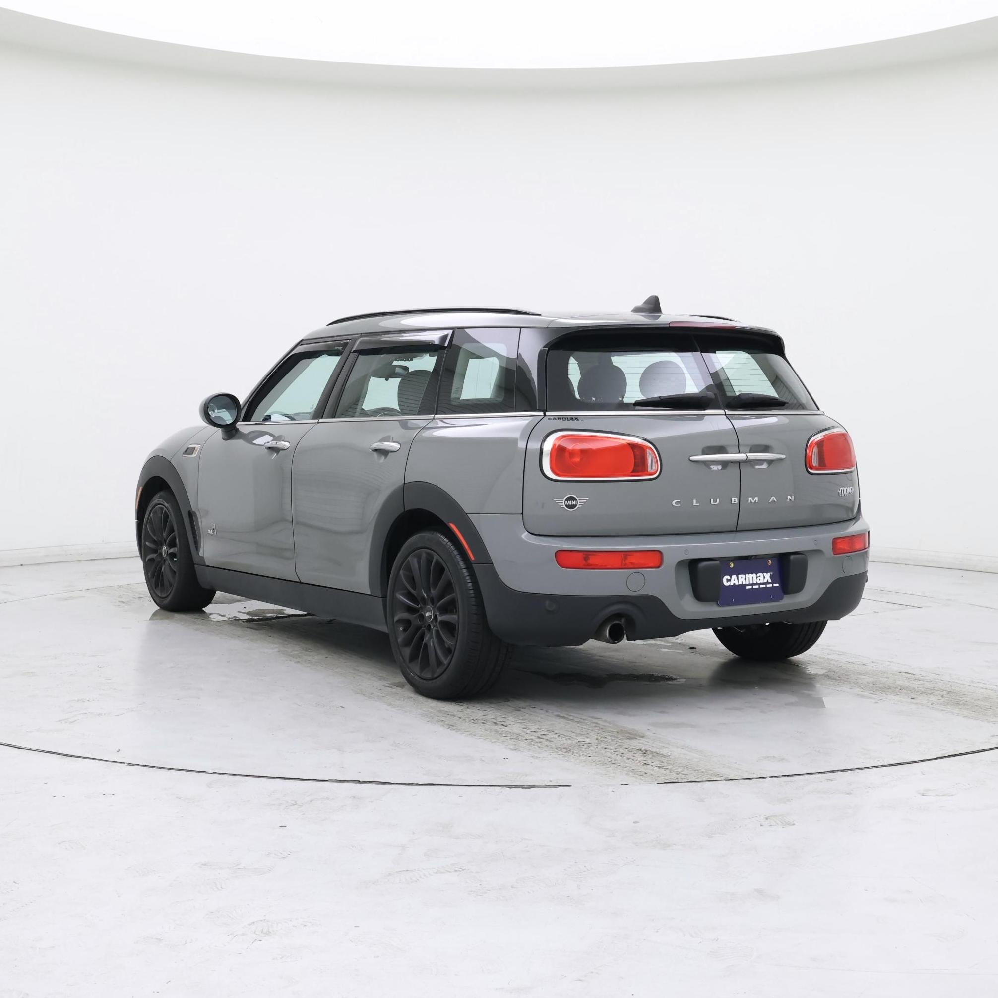 Thumbnail: 2019 MINI Cooper Clubman - 2