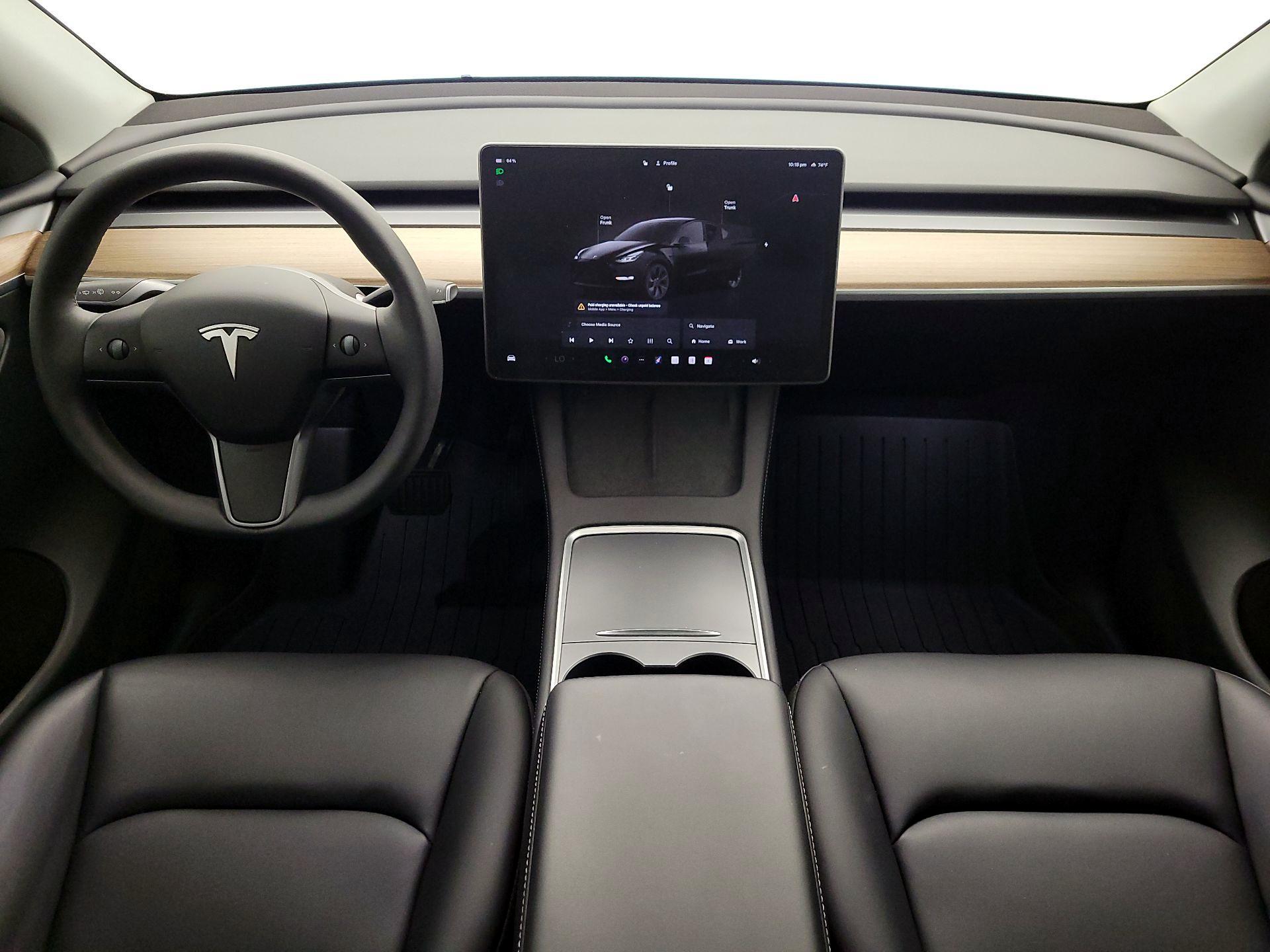 Thumbnail: 2025 Tesla Model Y - 9