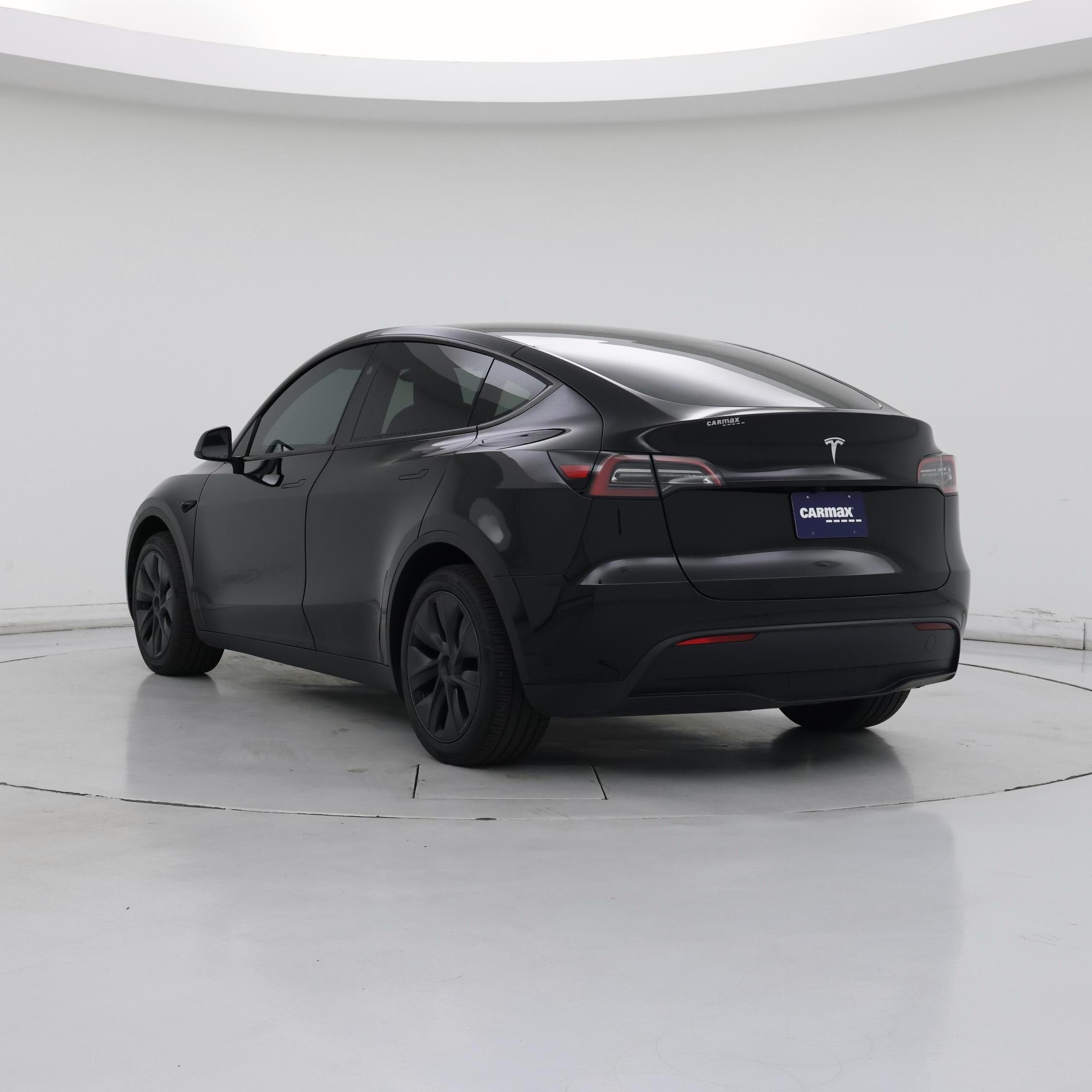 Thumbnail: 2025 Tesla Model Y - 2