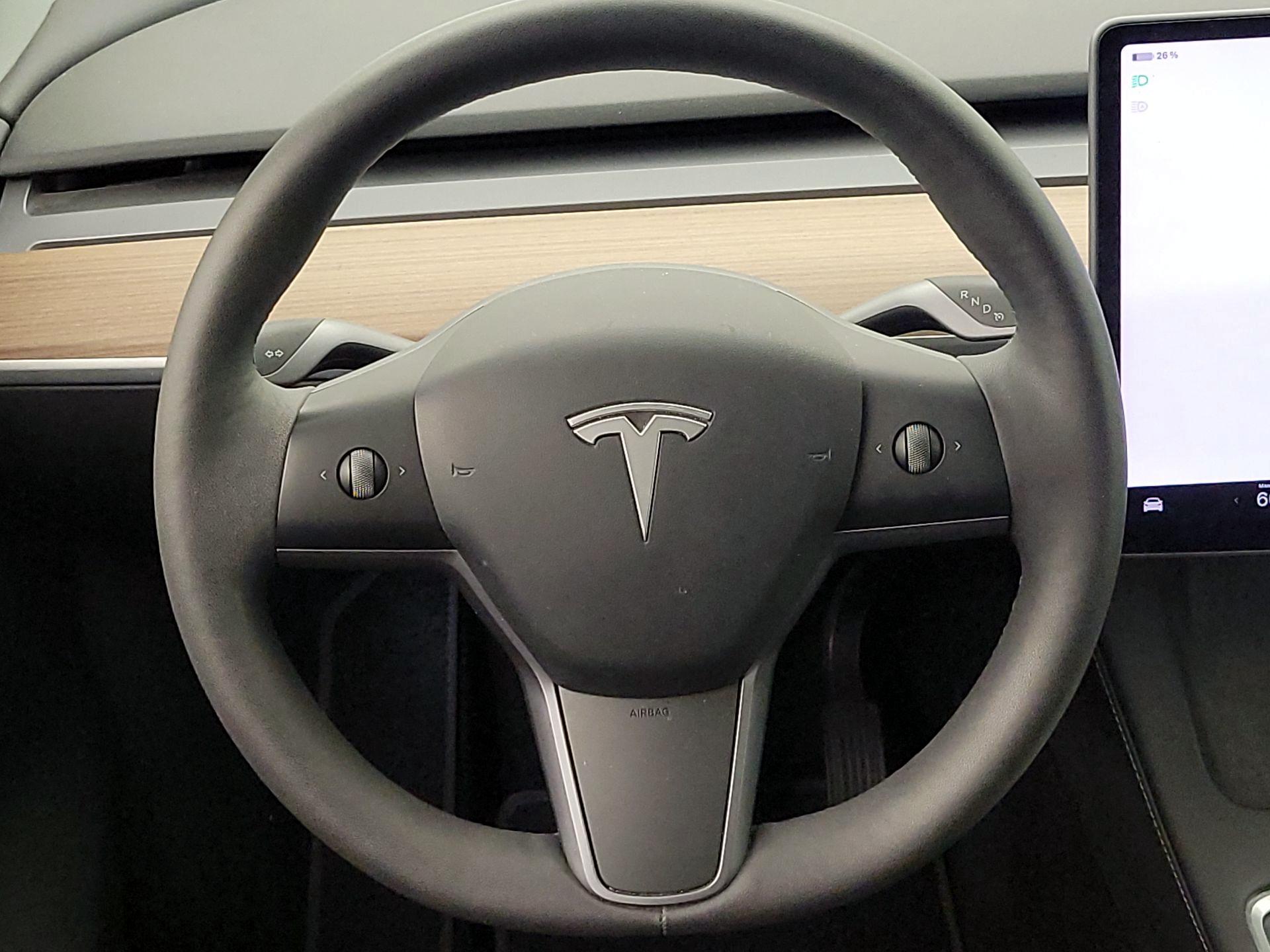 Thumbnail: 2023 Tesla Model Y - 10