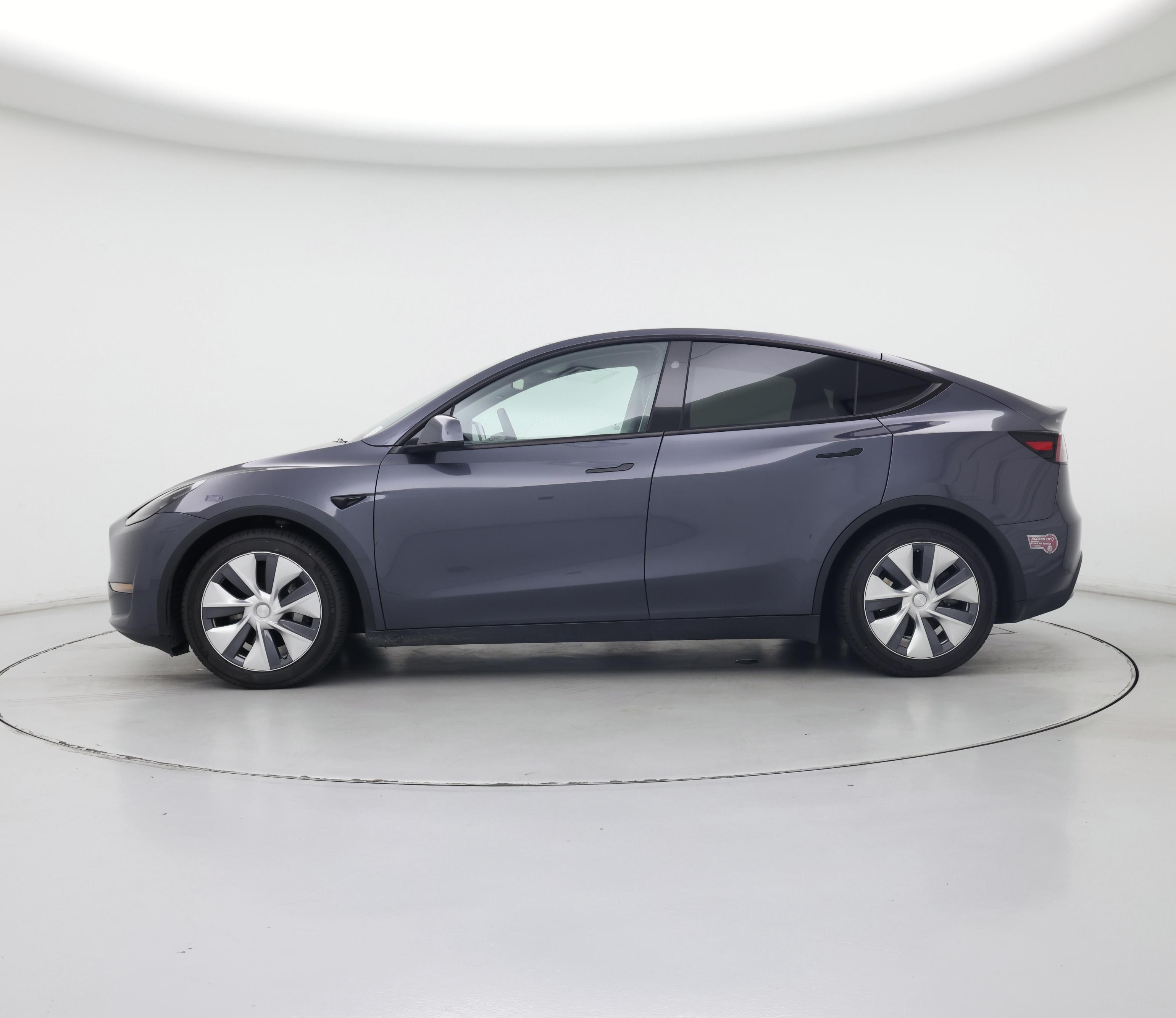 Thumbnail: 2023 Tesla Model Y - 3