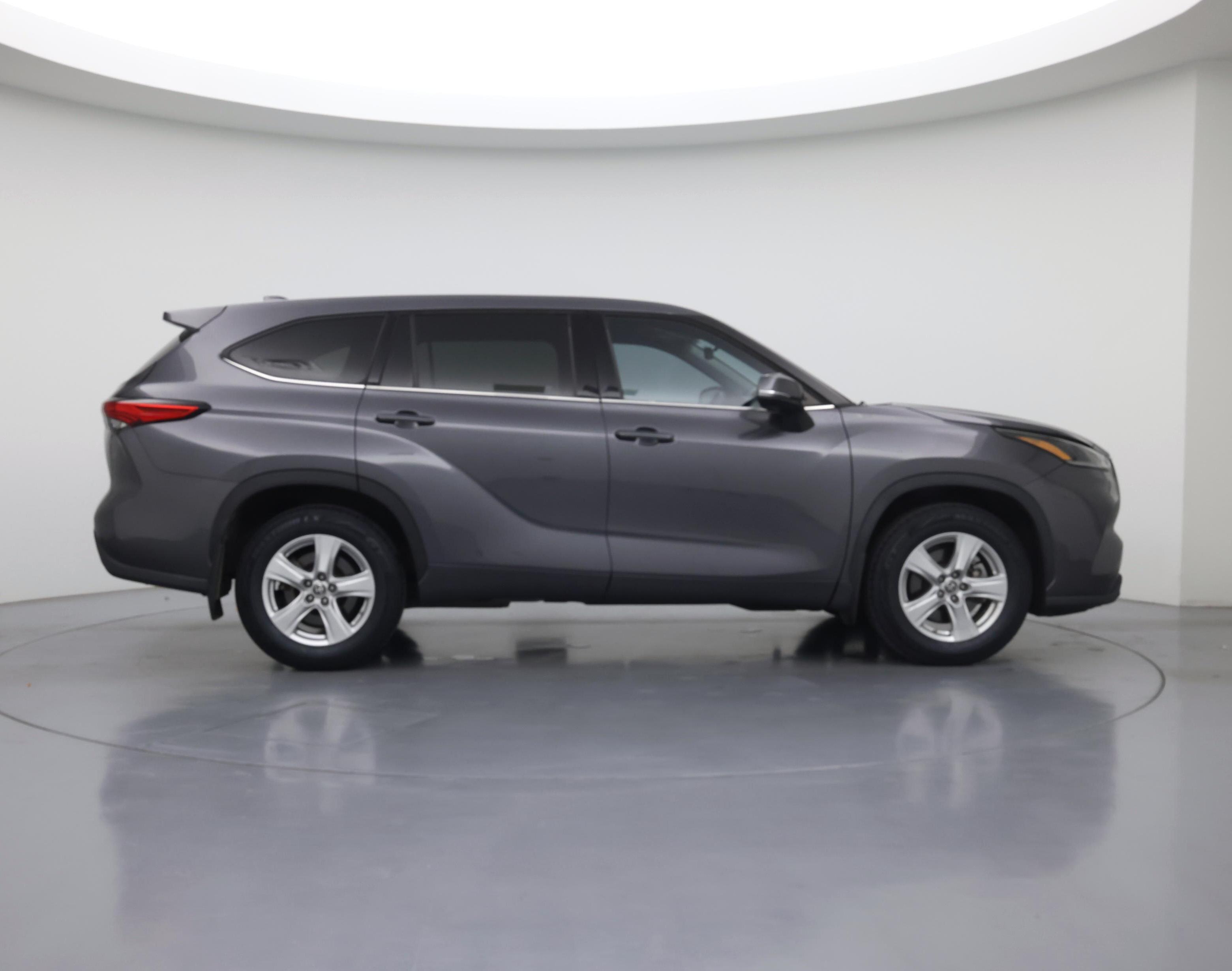Thumbnail: 2021 Toyota Highlander - 7