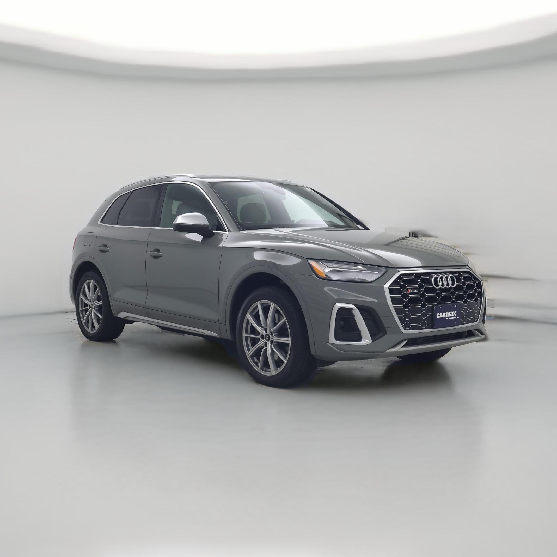 Thumbnail: 2022 Audi SQ5 - 1