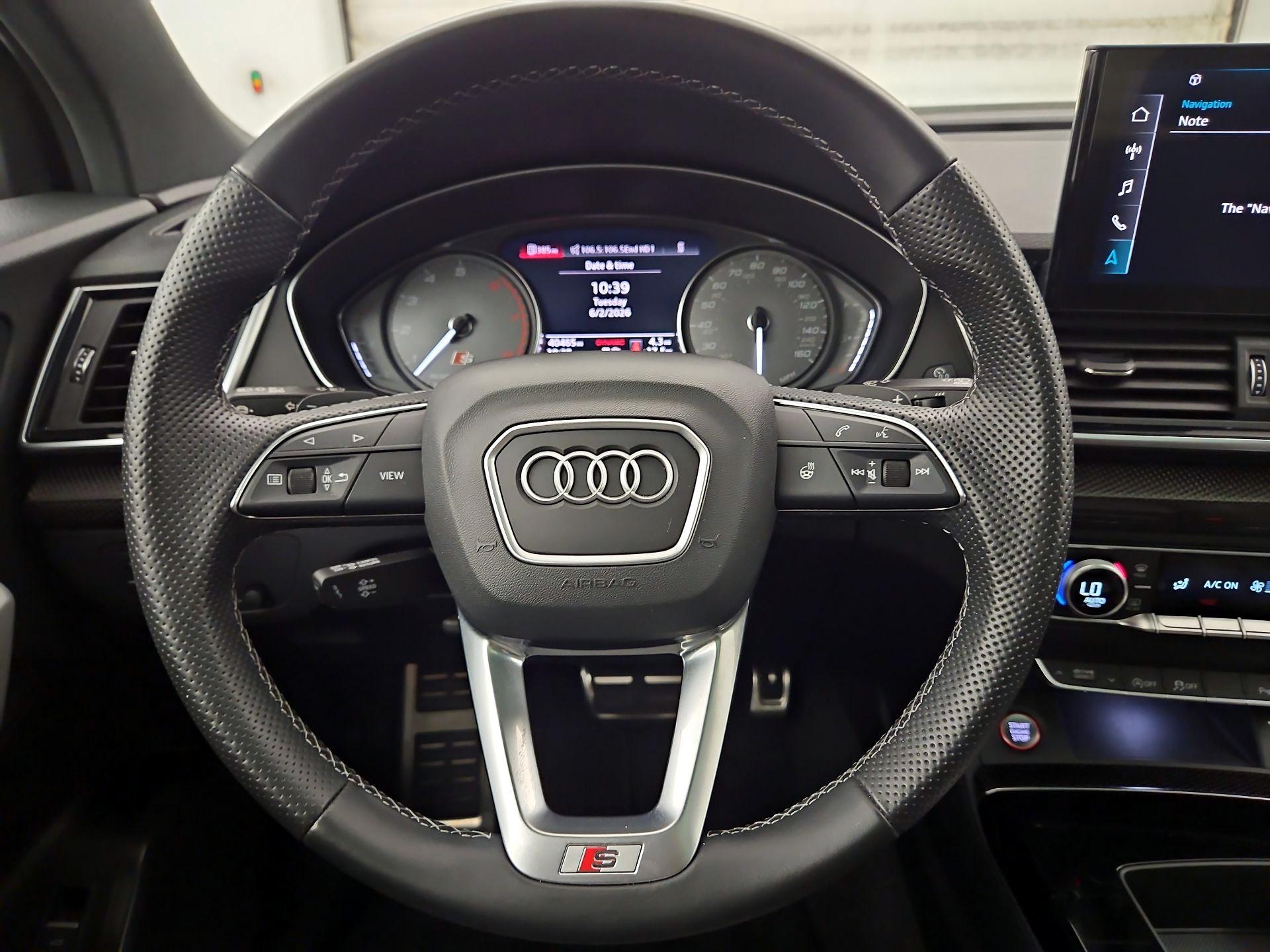 Thumbnail: 2022 Audi SQ5 - 10