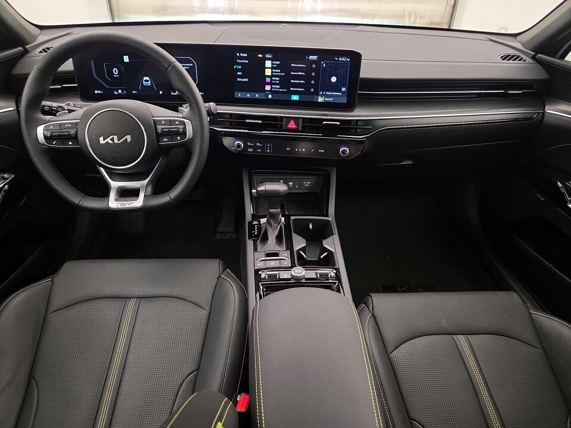 Thumbnail: 2025 Kia K5 - 9