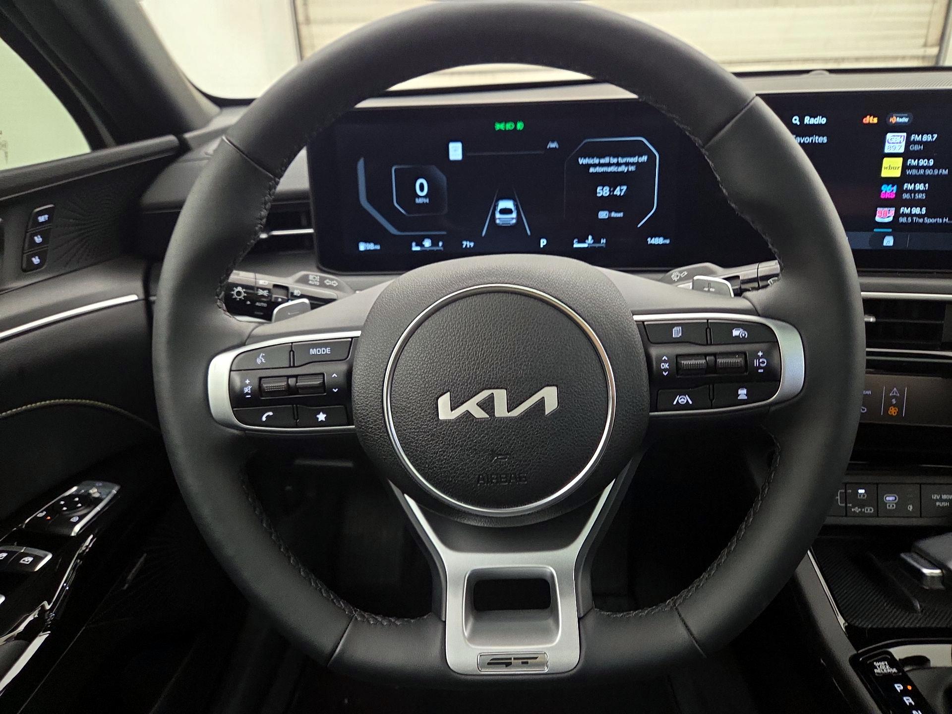 Thumbnail: 2025 Kia K5 - 10