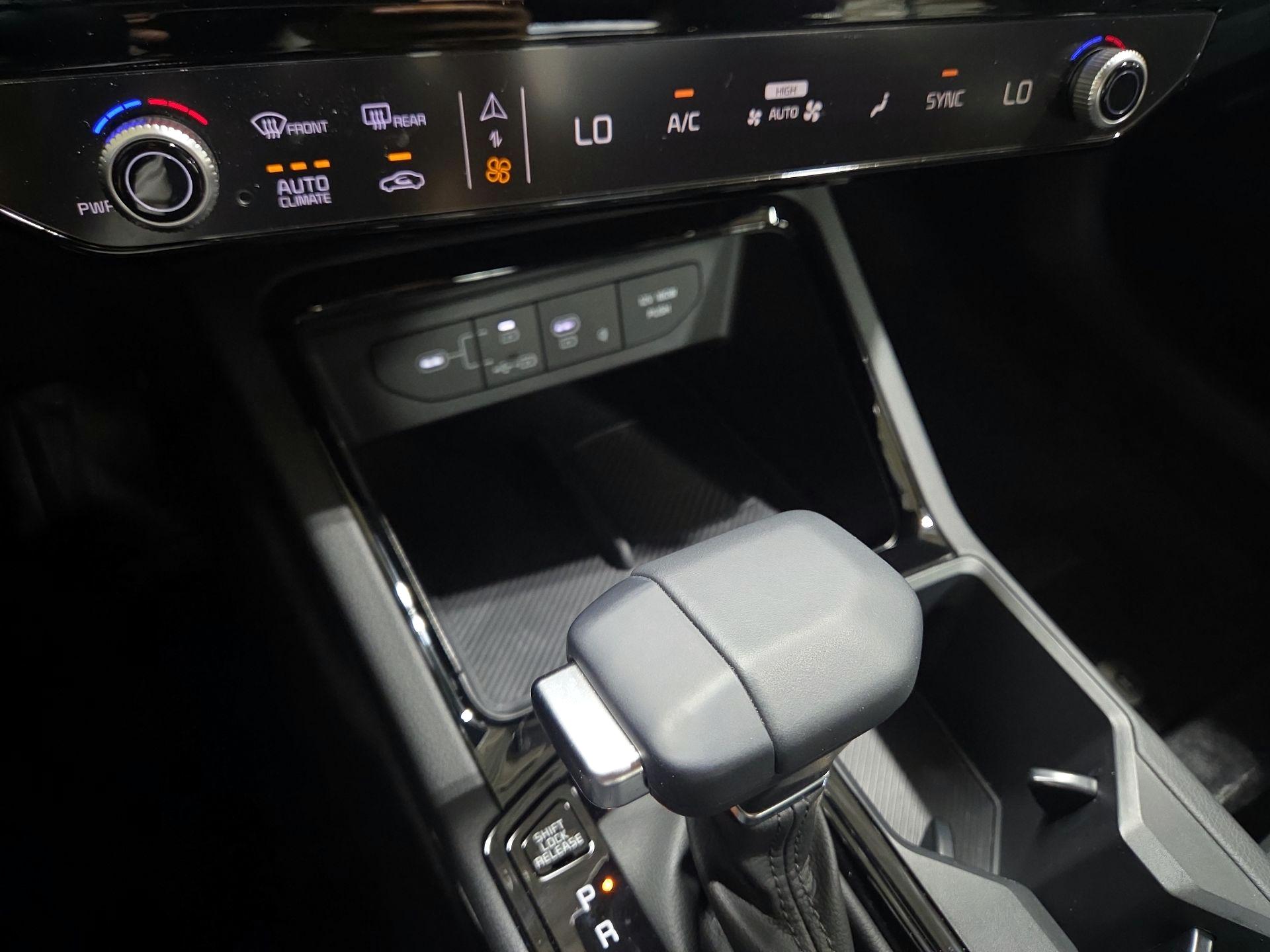 Thumbnail: 2025 Kia K5 - 17