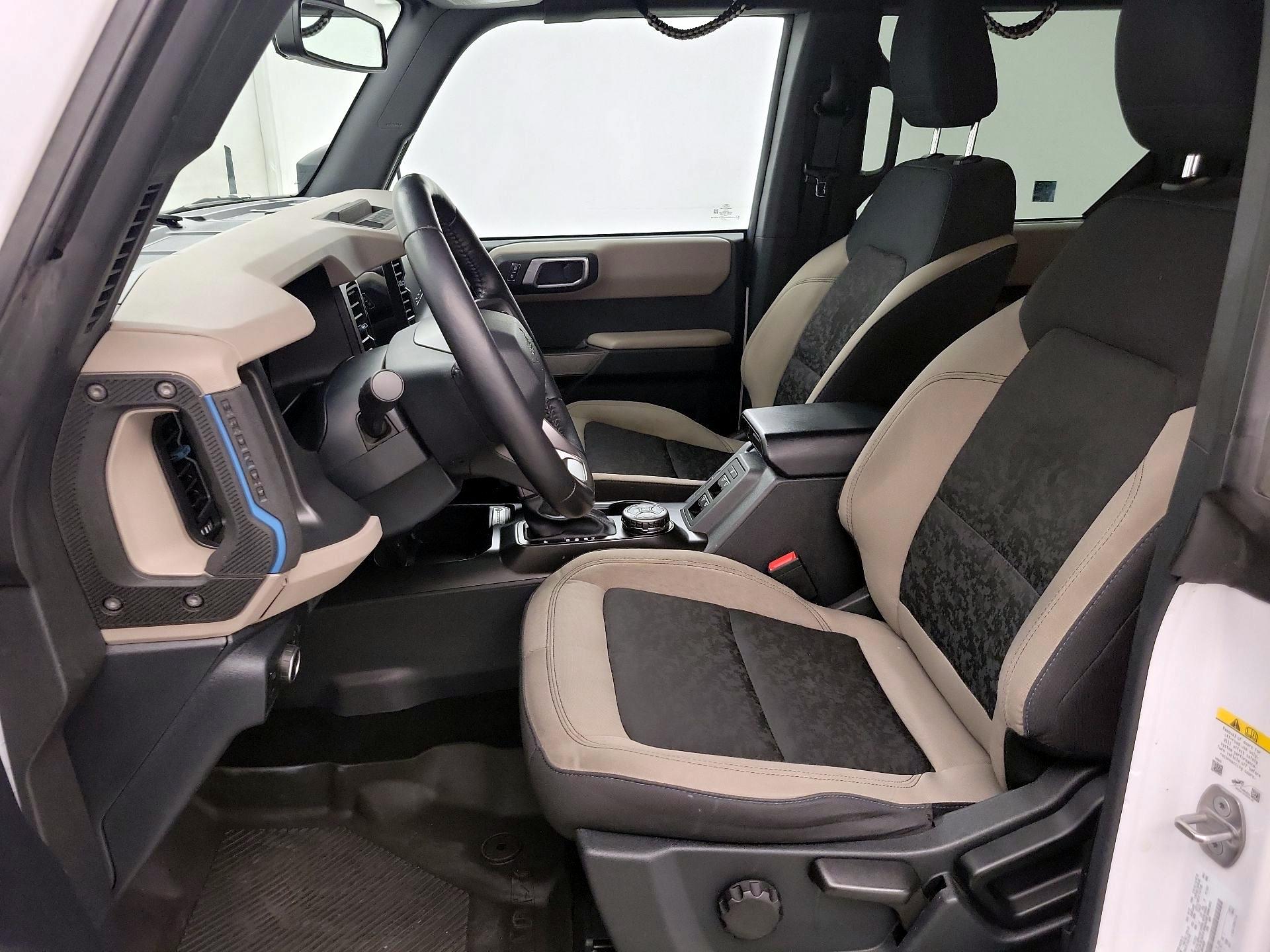 Thumbnail: 2022 Ford Bronco - 11