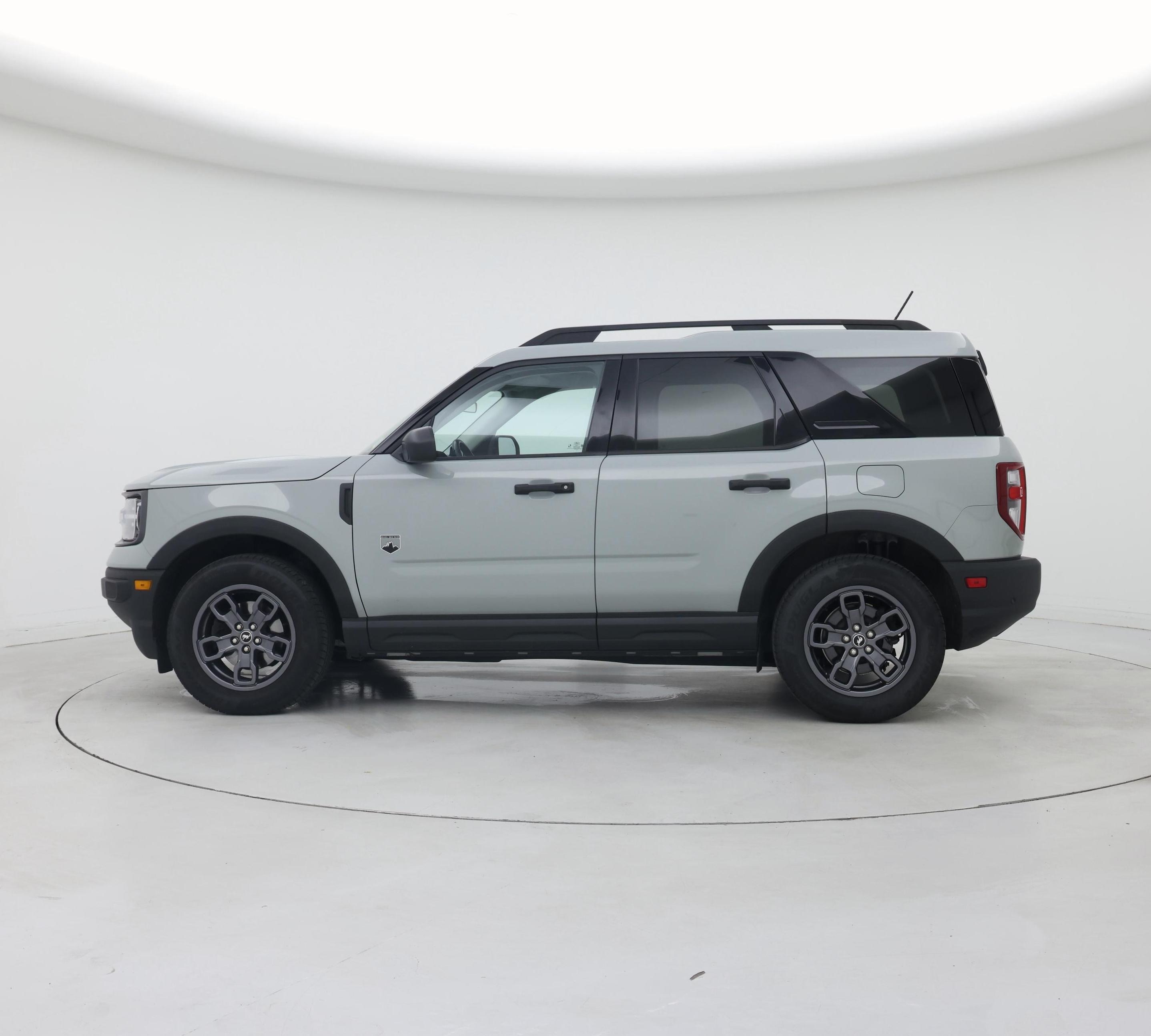 Thumbnail: 2022 Ford Bronco Sport - 3