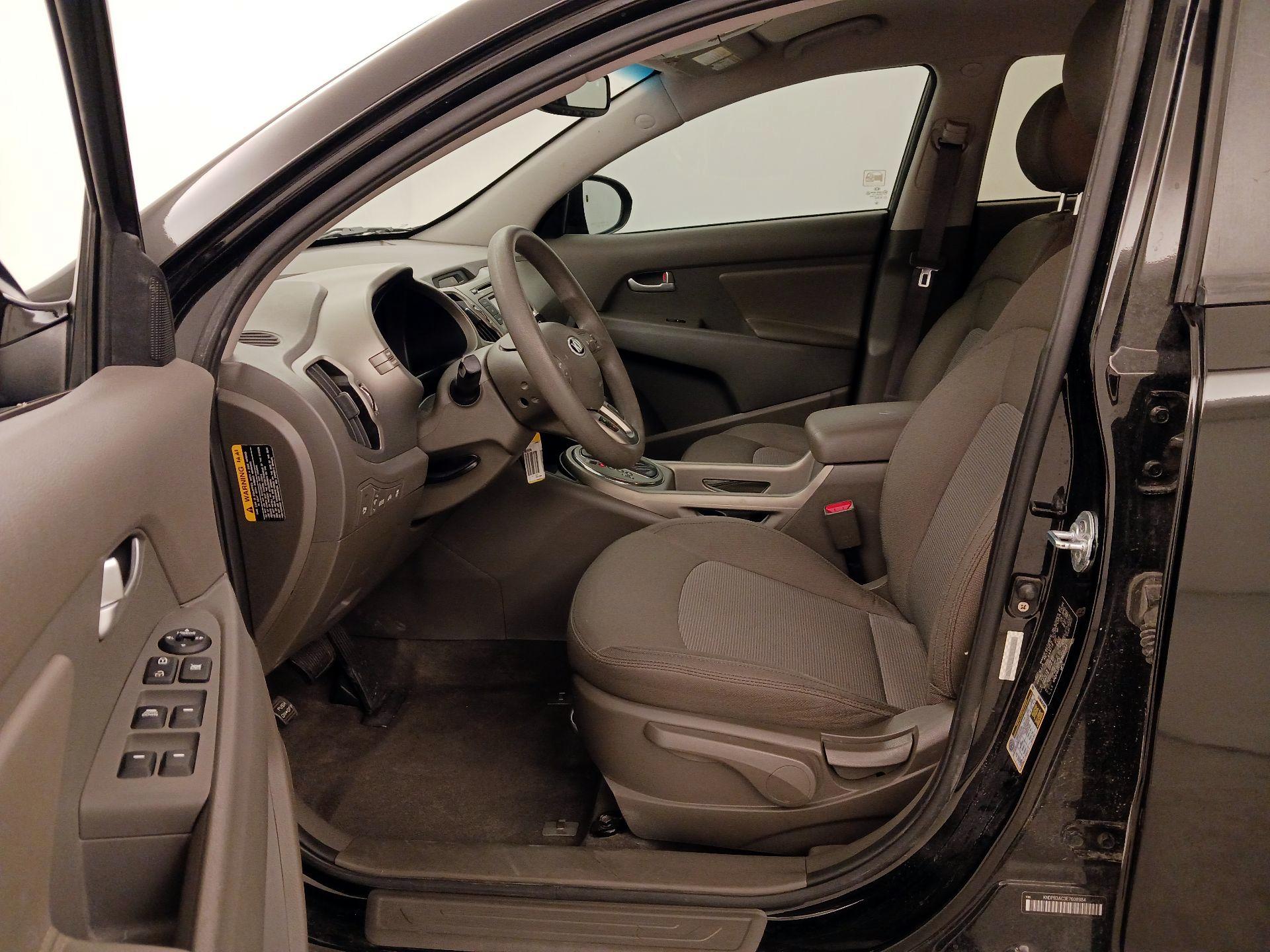 Thumbnail: 2014 Kia Sportage - 11