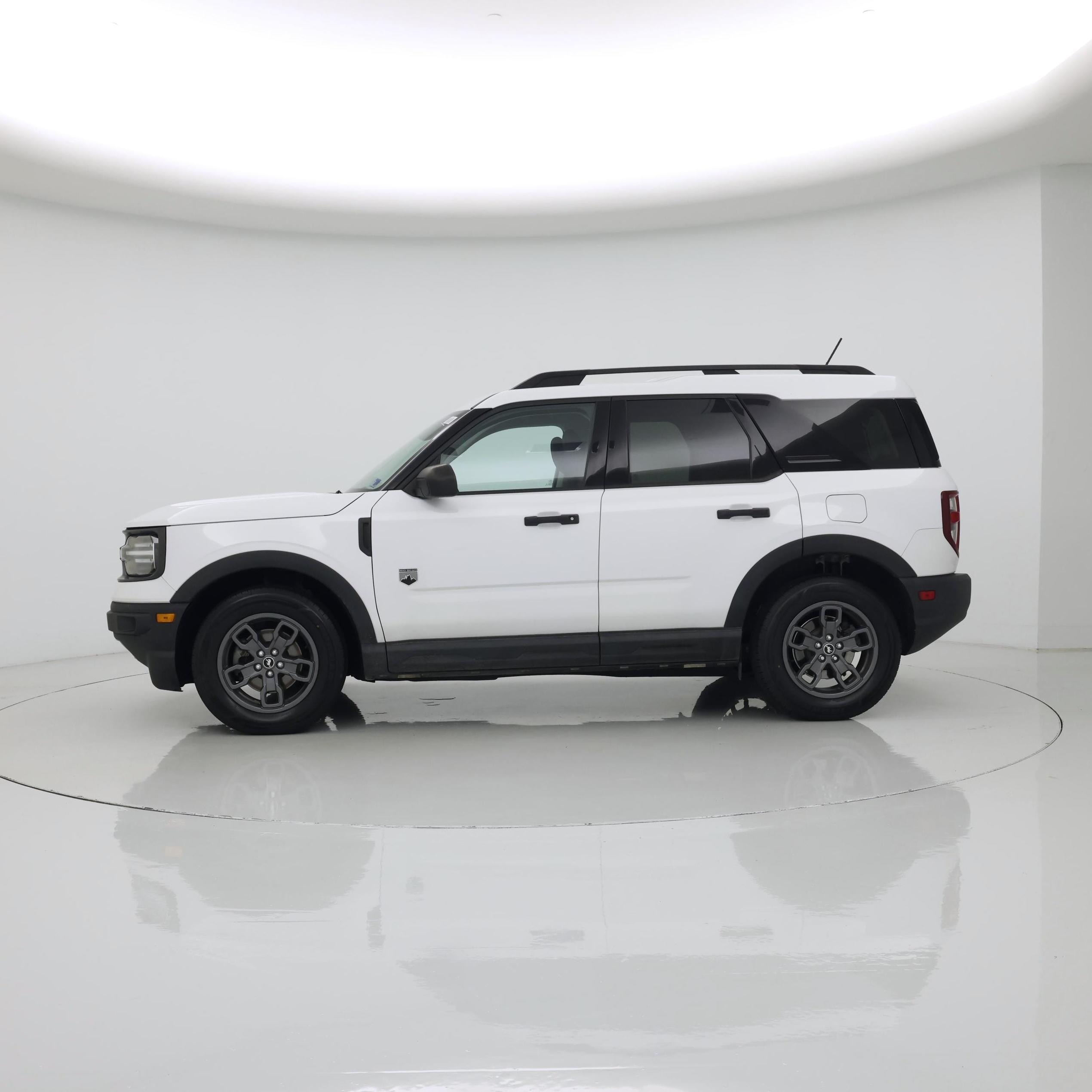 Thumbnail: 2021 Ford Bronco Sport - 3