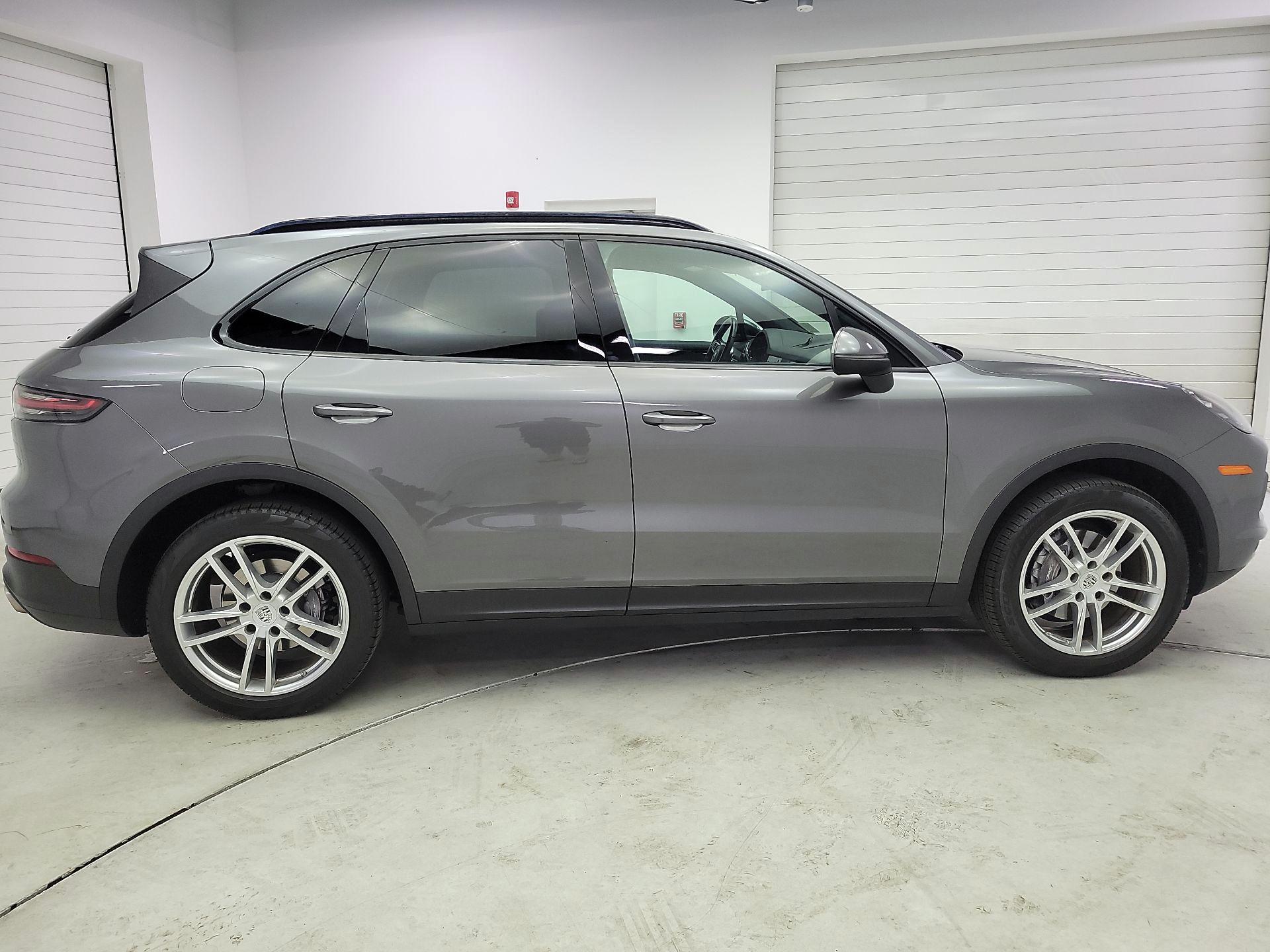 Thumbnail: 2019 Porsche Cayenne - 4