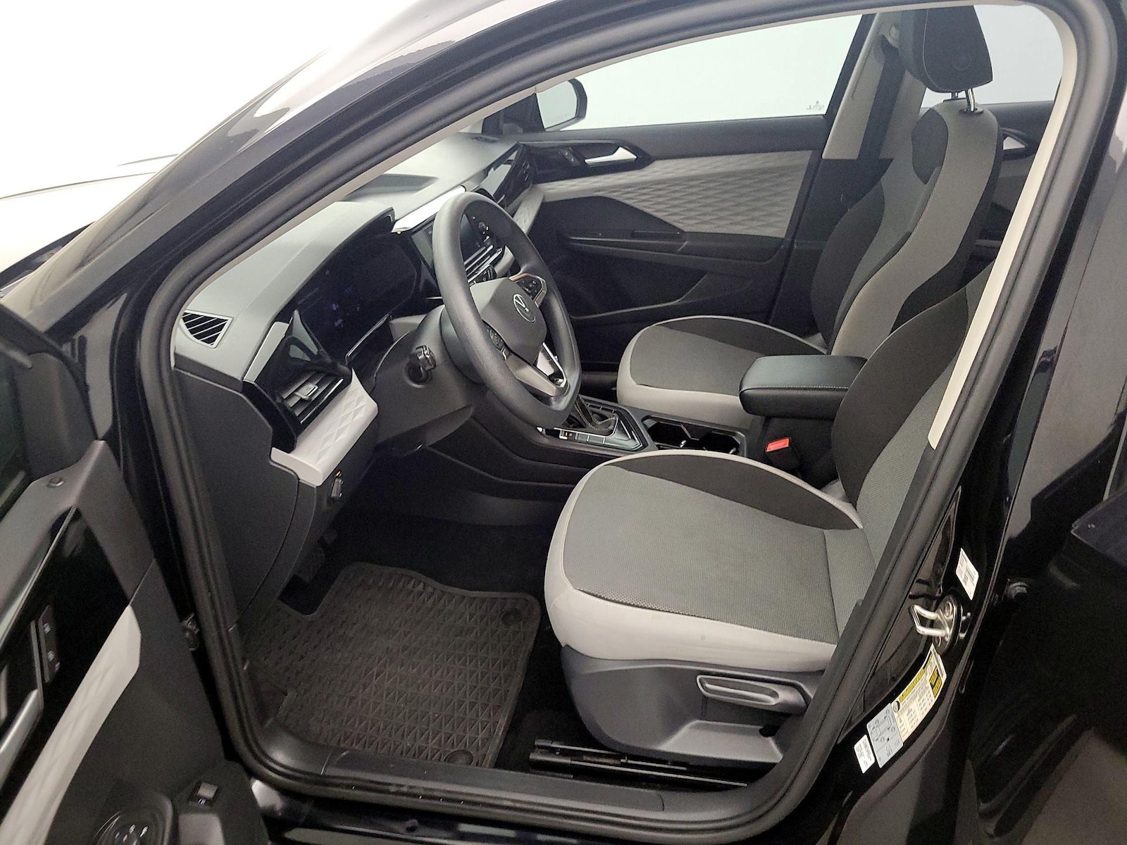 2022 Volkswagen Taos S - Photo 12