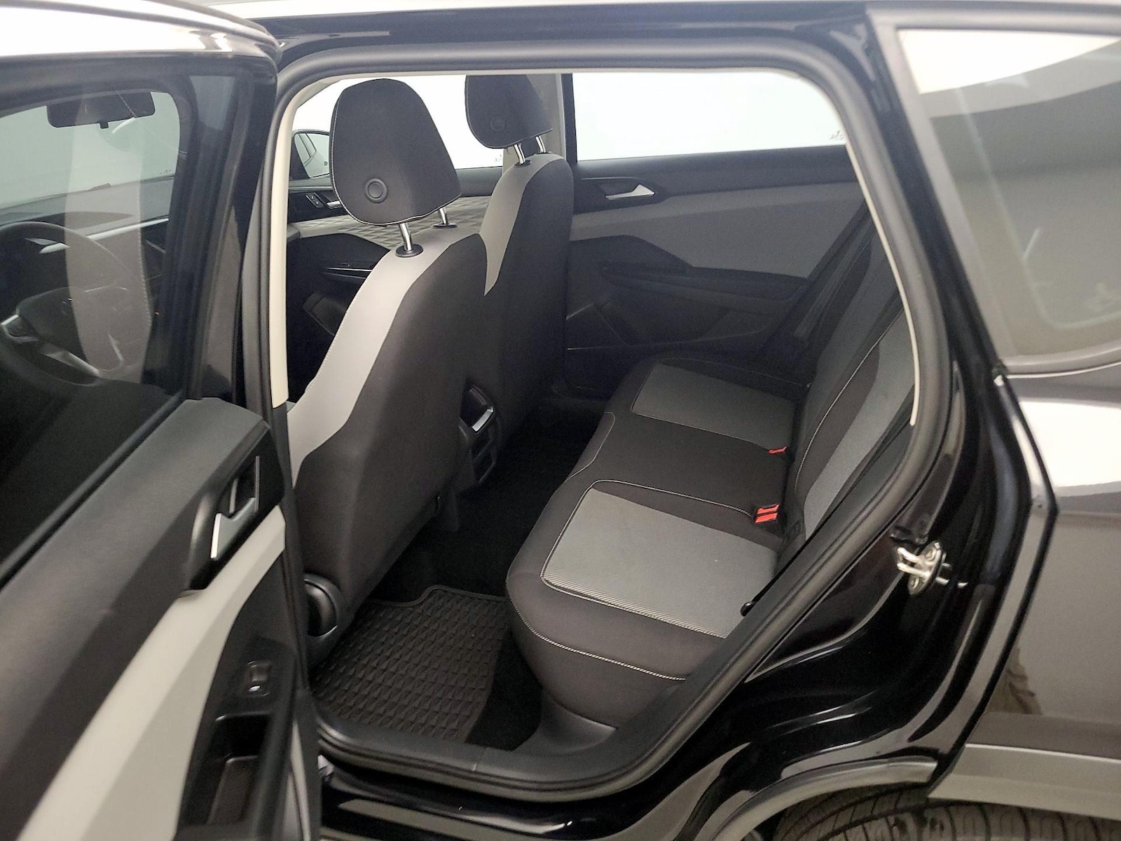 2022 Volkswagen Taos S - Photo 20