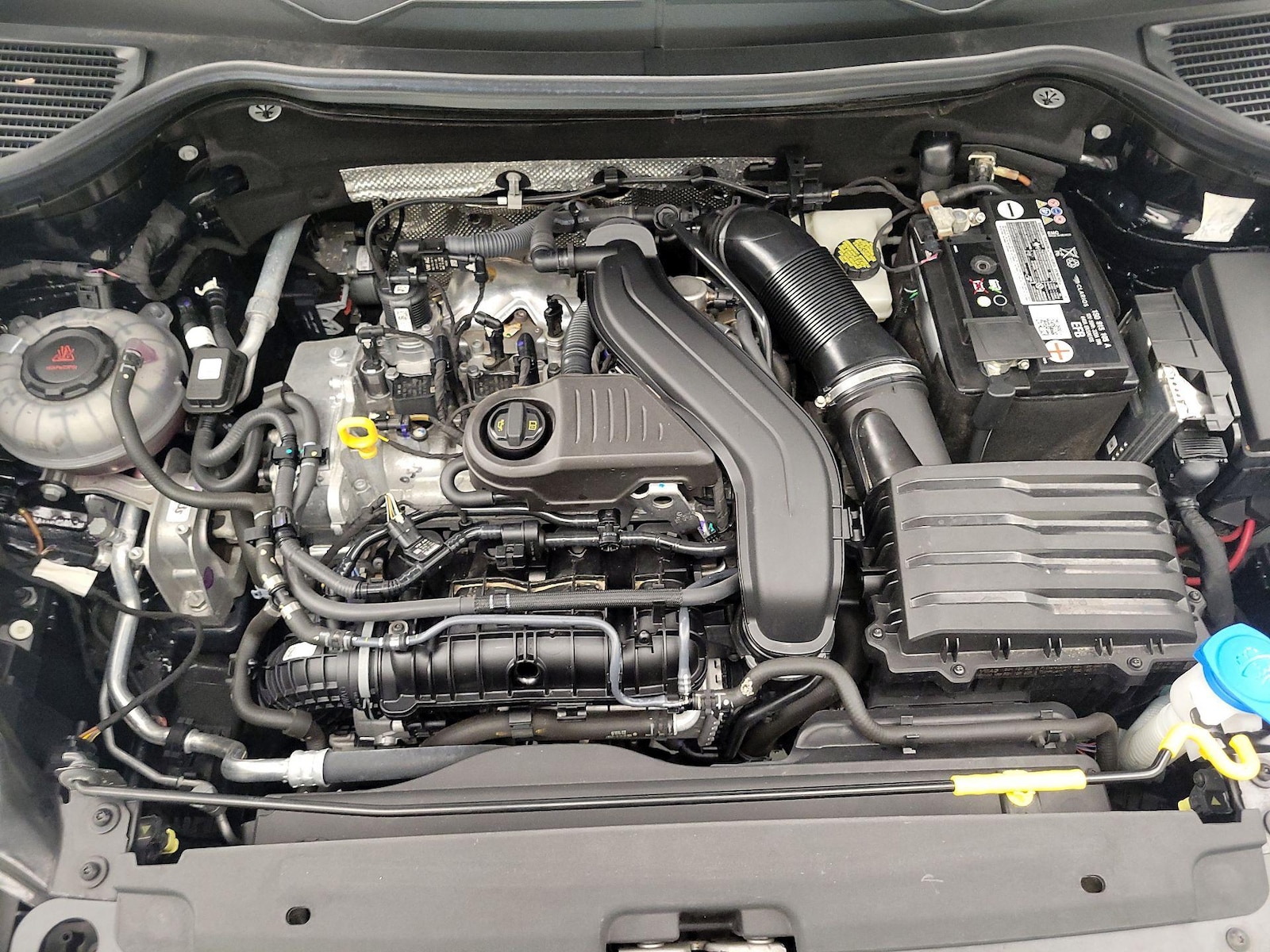 2022 Volkswagen Taos S - Photo 22