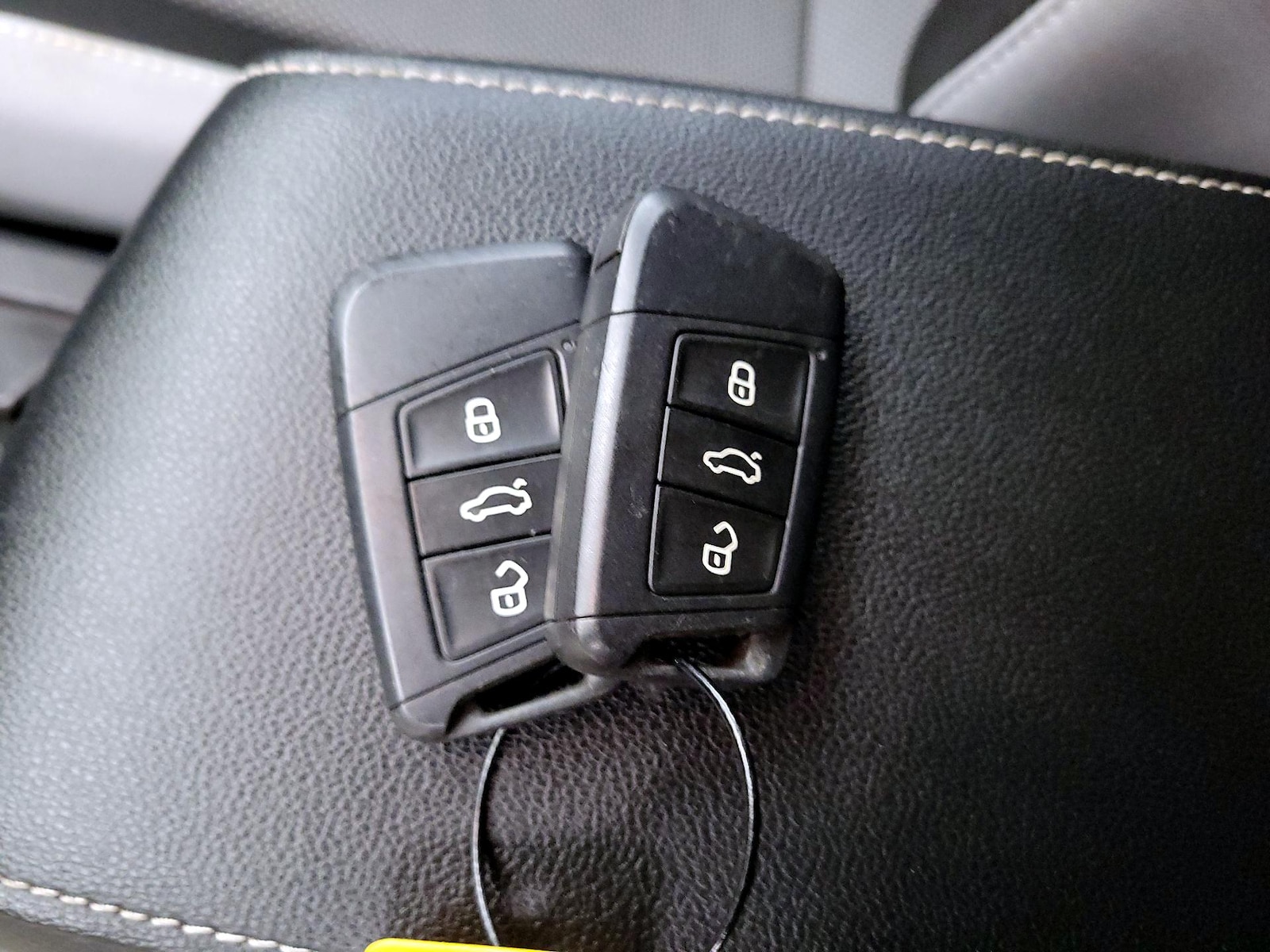 2022 Volkswagen Taos S - Photo 23