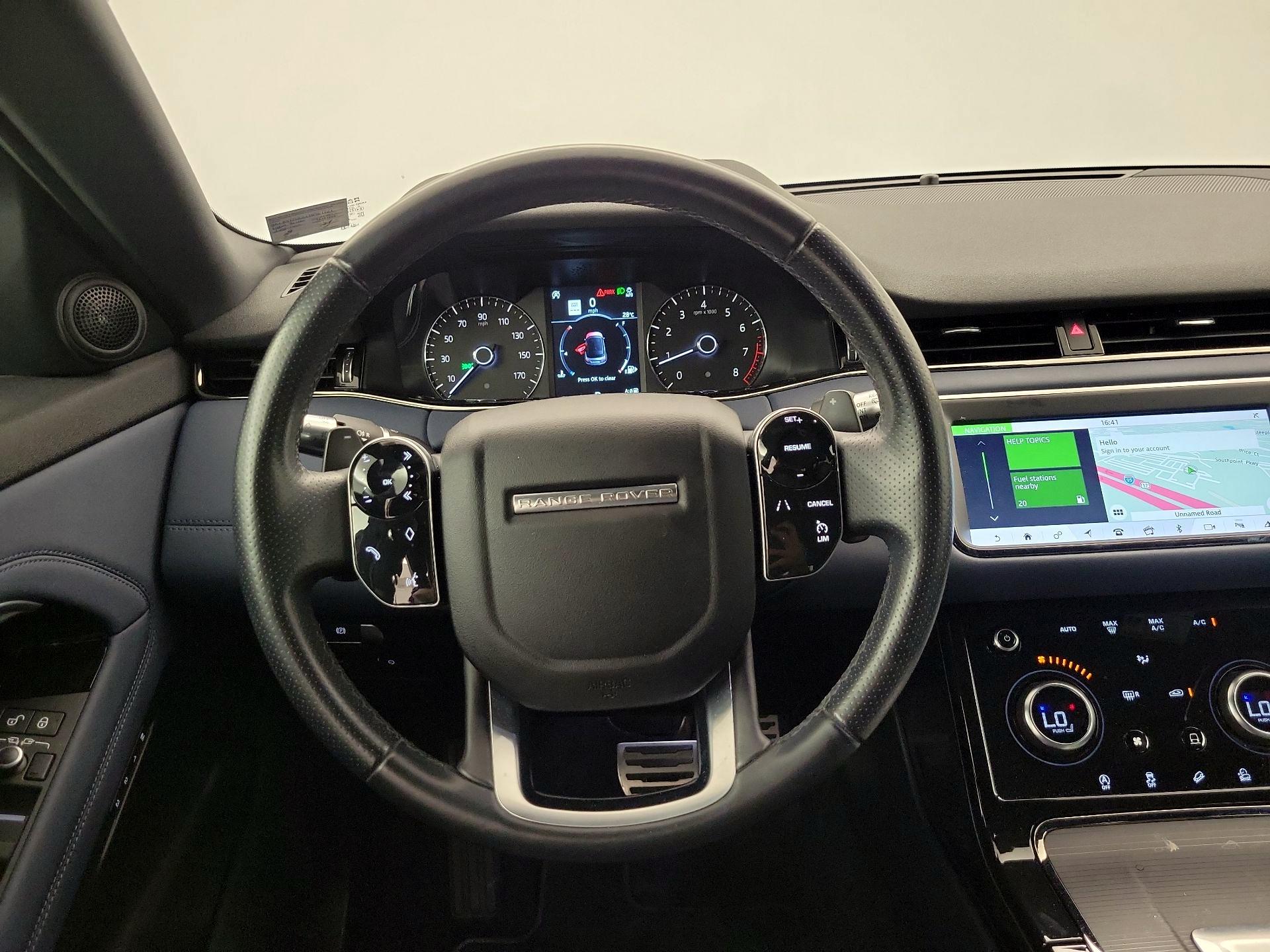 Thumbnail: 2020 Land Rover Range Rover Evoque - 10