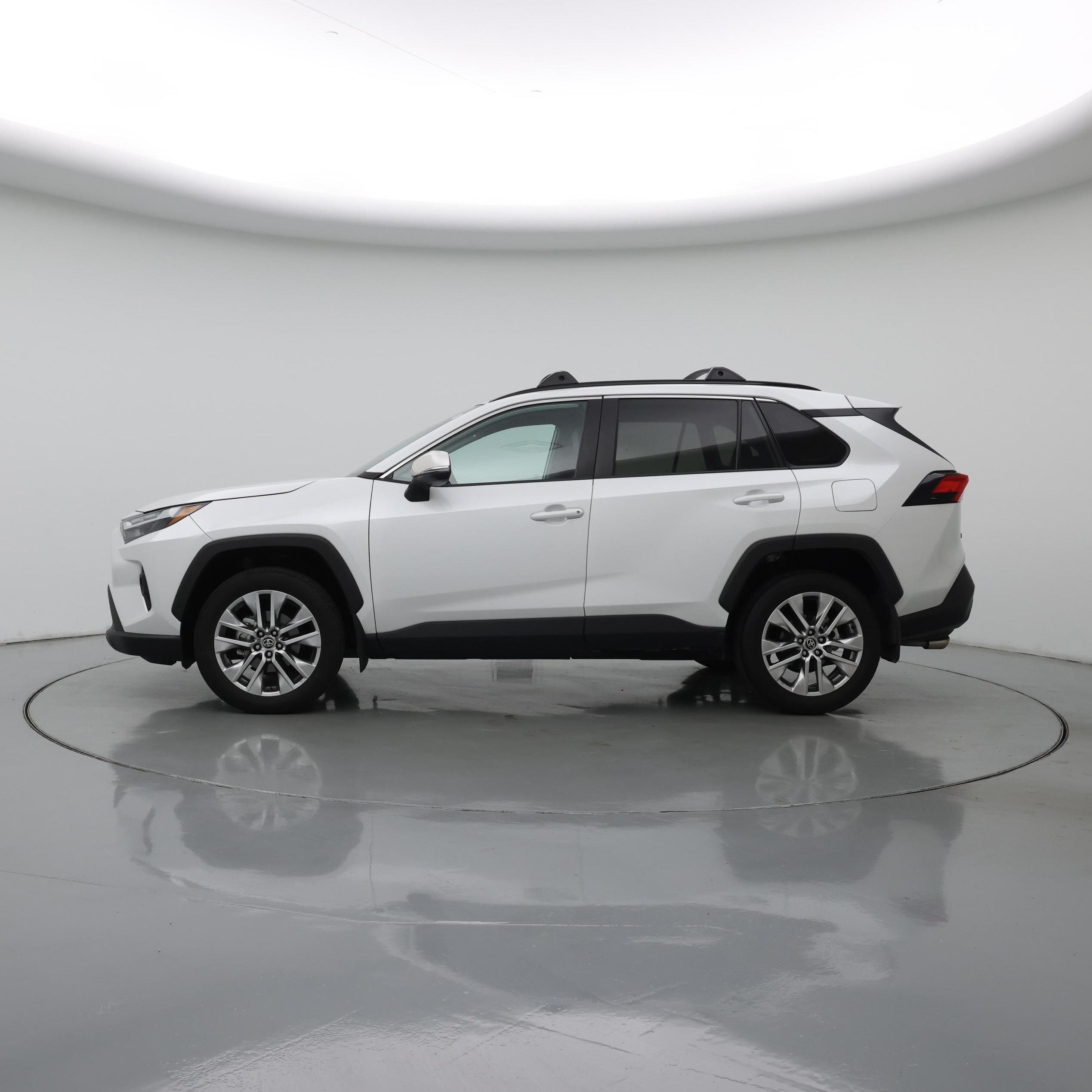 Thumbnail: 2024 Toyota RAV4 - 3