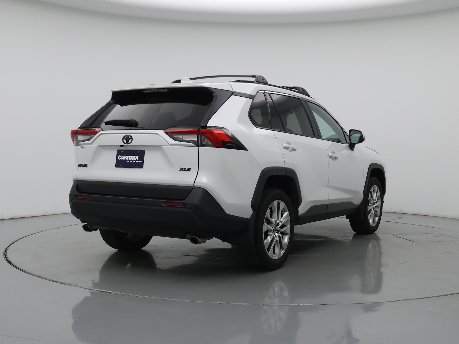 2024 Toyota RAV4 XLE Premium - Photo 9