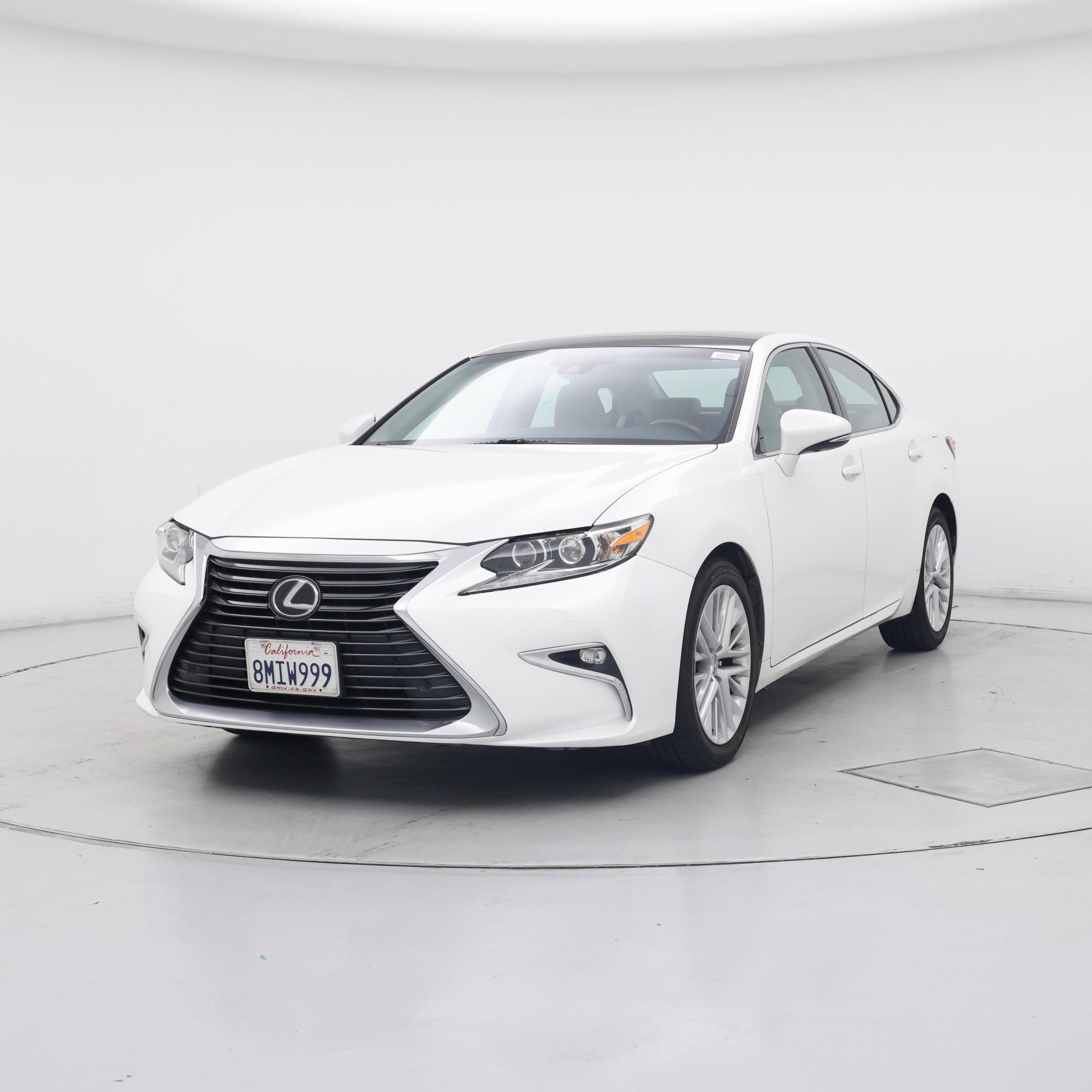 Thumbnail: 2018 Lexus ES - 4