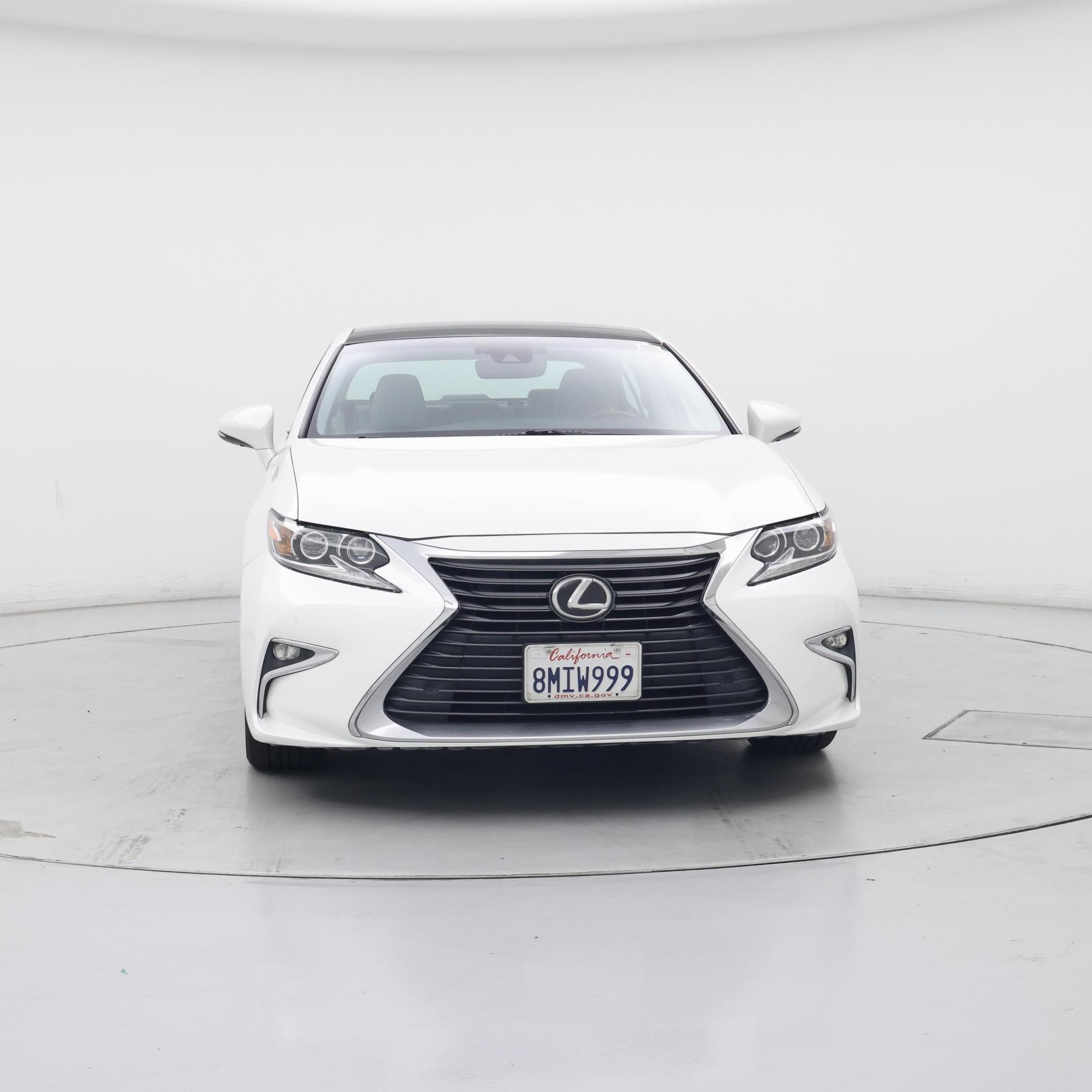 Thumbnail: 2018 Lexus ES - 5