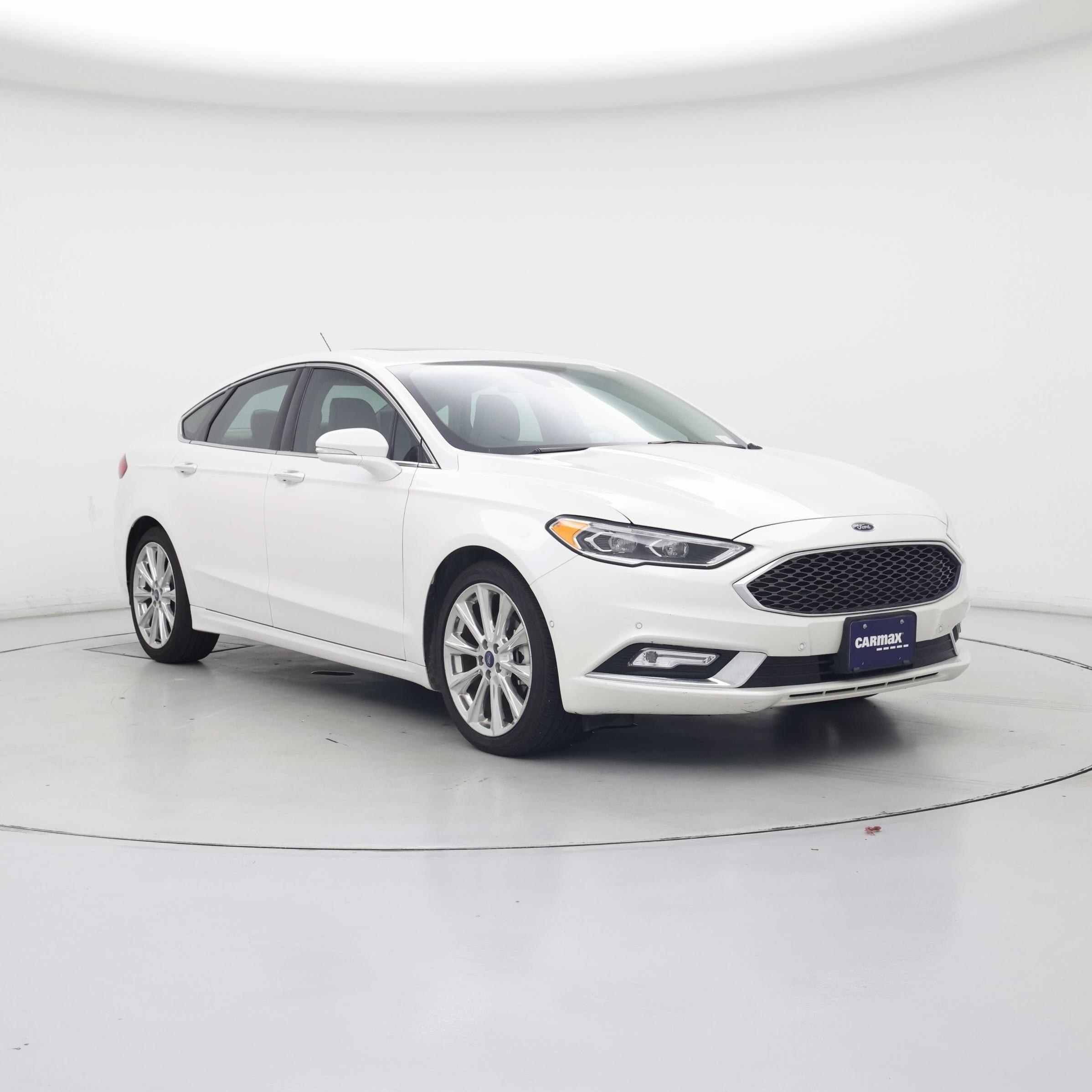 White 2017 Ford Fusion Platinum Sedan Front-Wheel Drive Automatic