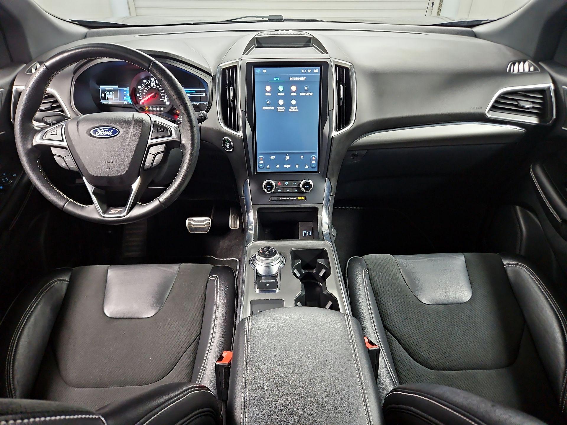 Thumbnail: 2023 Ford Edge - 9