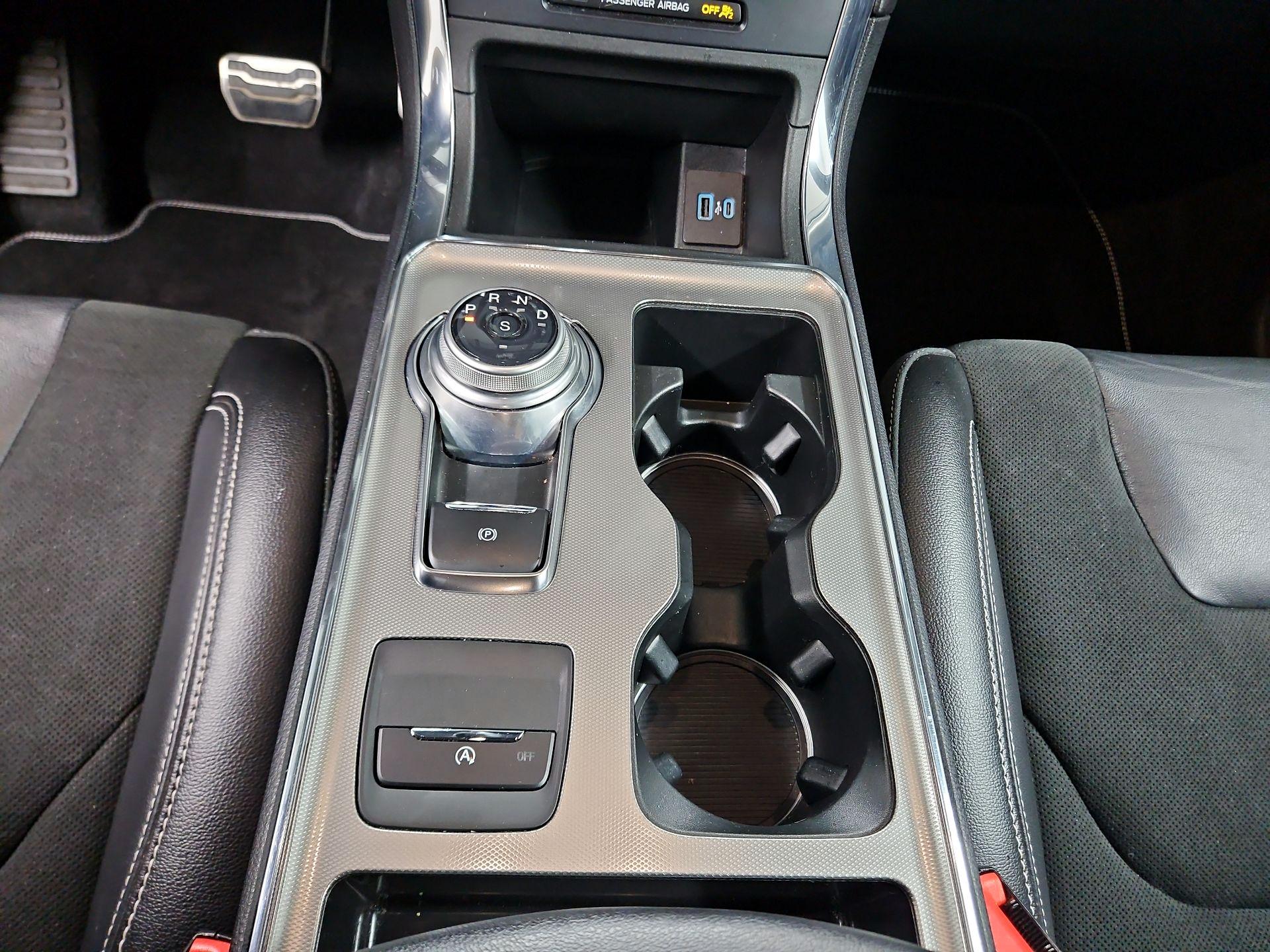 Thumbnail: 2023 Ford Edge - 17