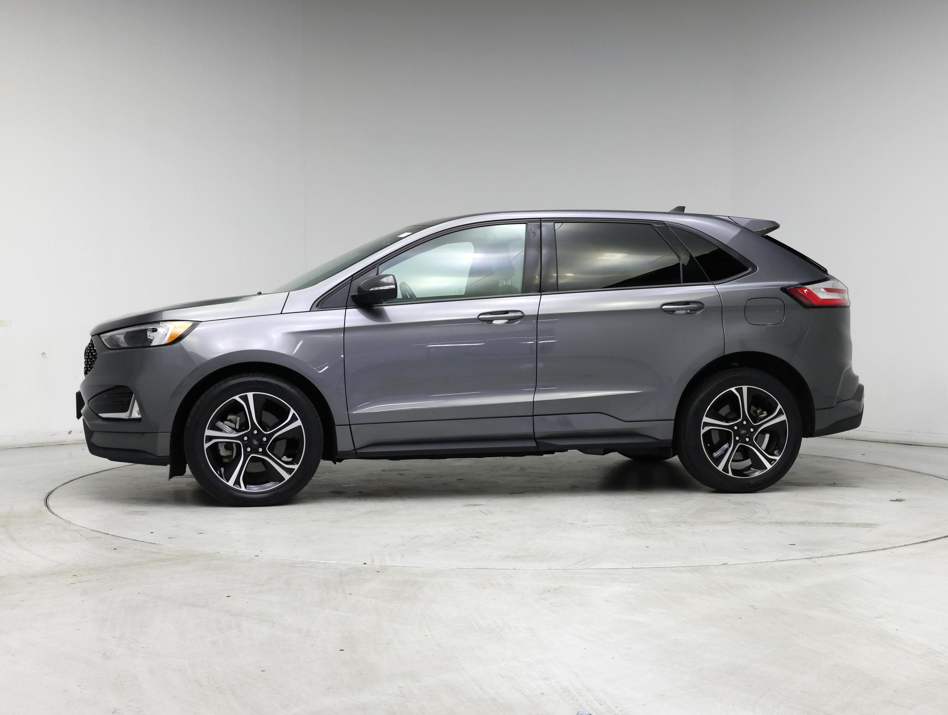 Thumbnail: 2023 Ford Edge - 3