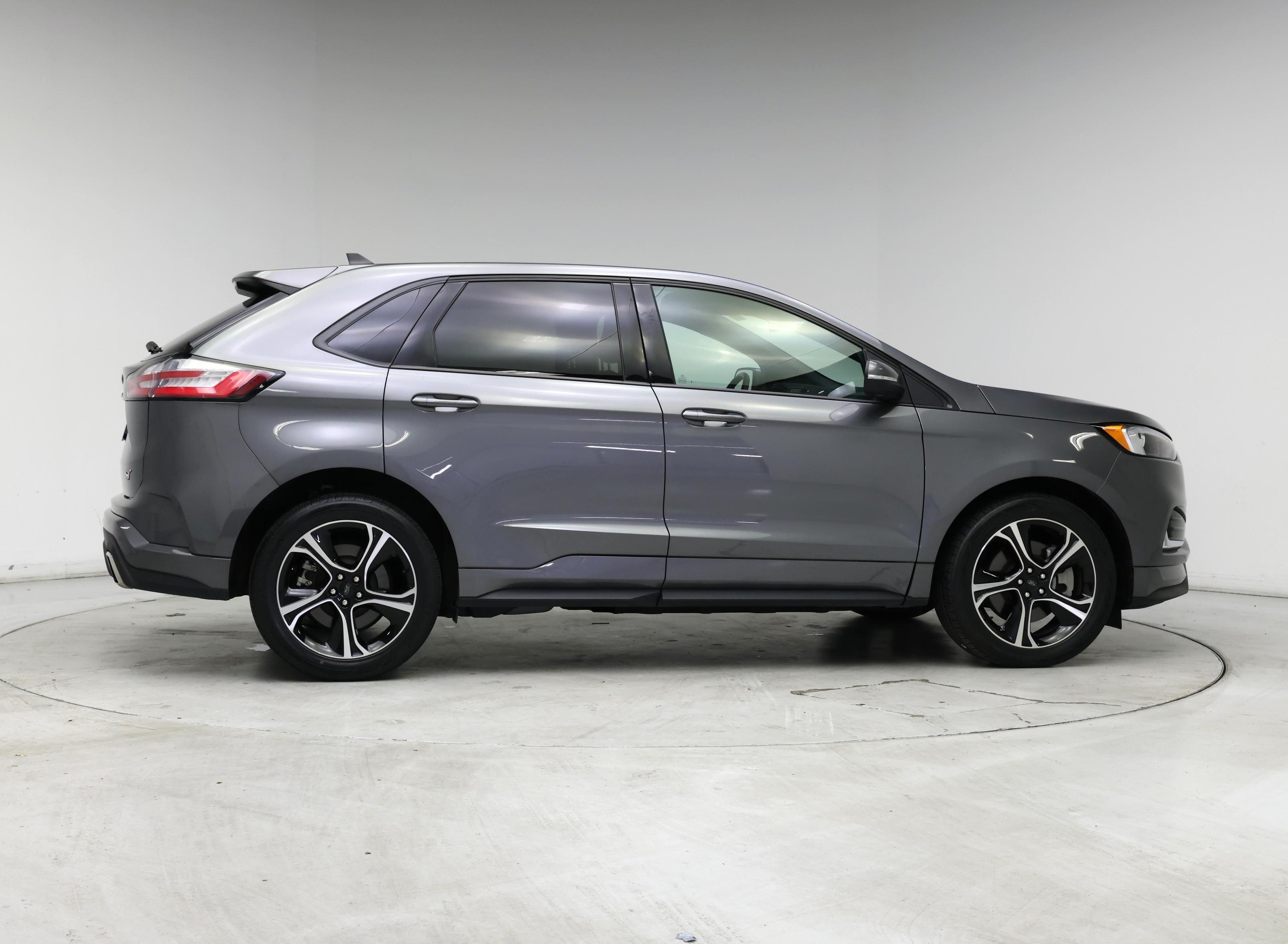 Thumbnail: 2023 Ford Edge - 7