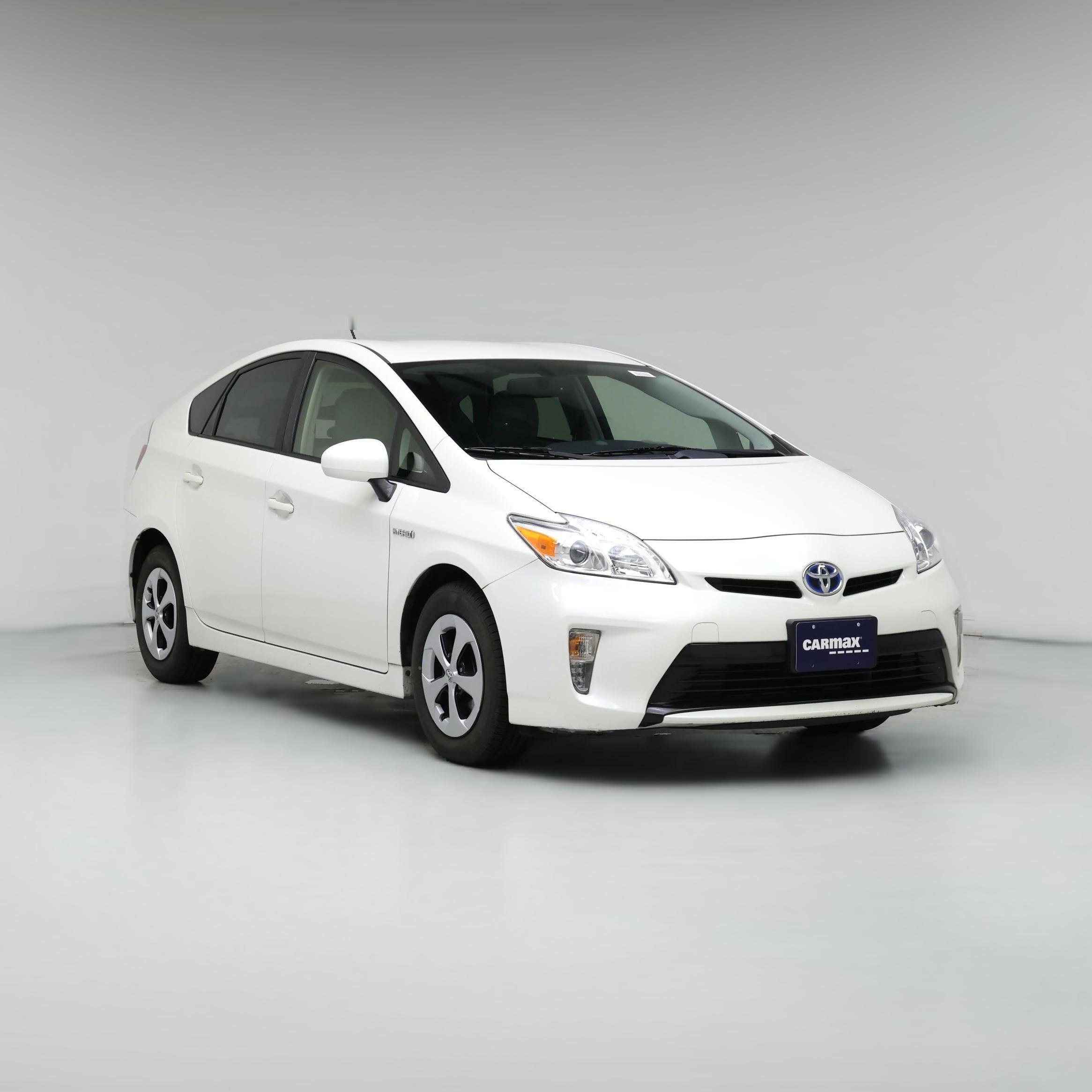 Thumbnail: 2015 Toyota Prius - 1