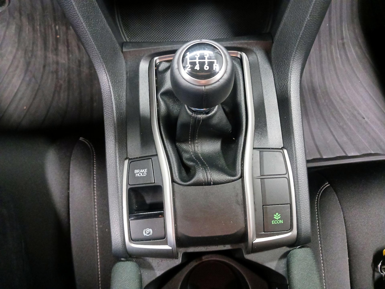 2018 Honda Civic Hatchback Sport - Photo 16