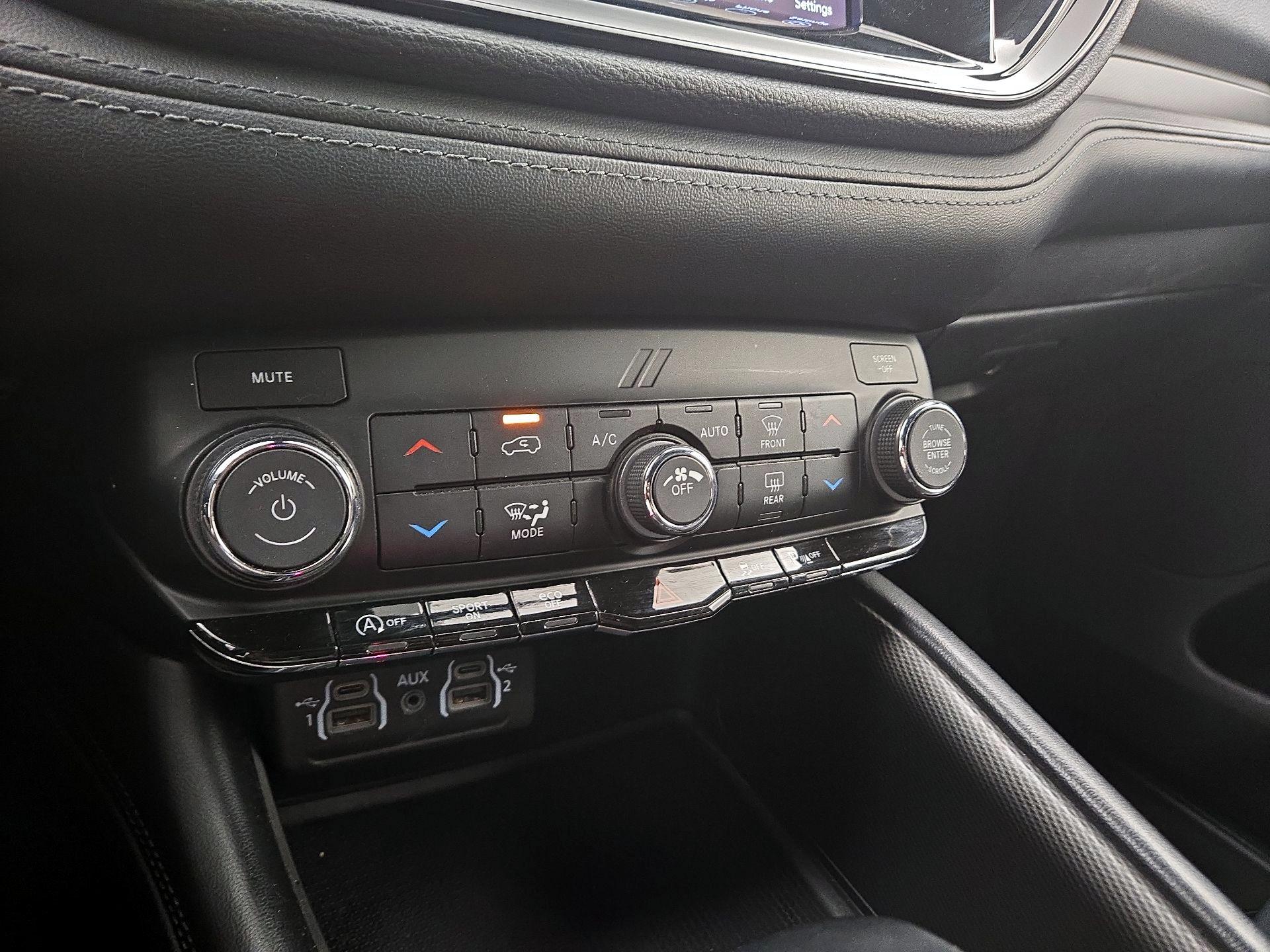 Thumbnail: 2021 Dodge Durango - 16