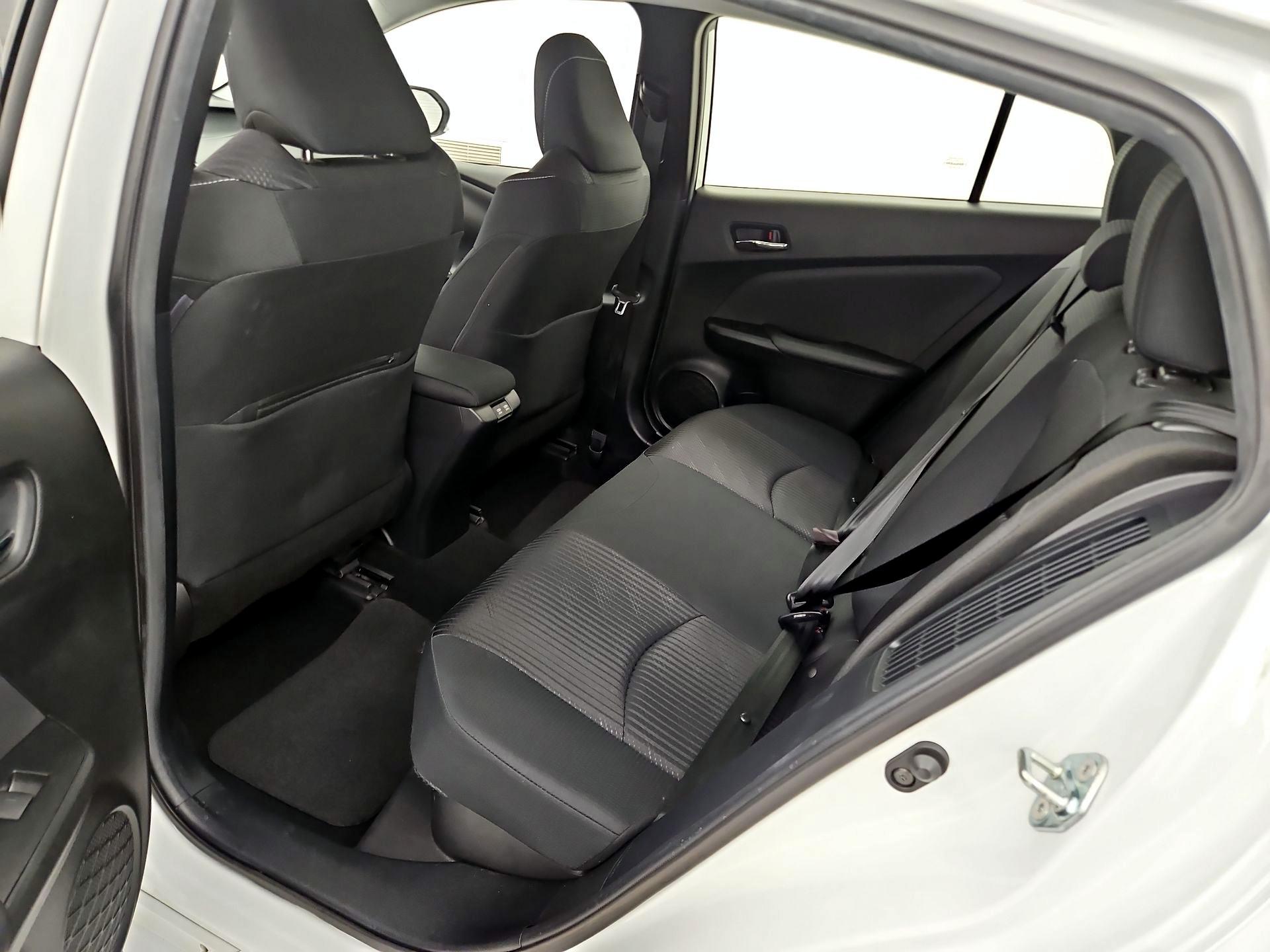 Thumbnail: 2022 Toyota Prius Prime - 19