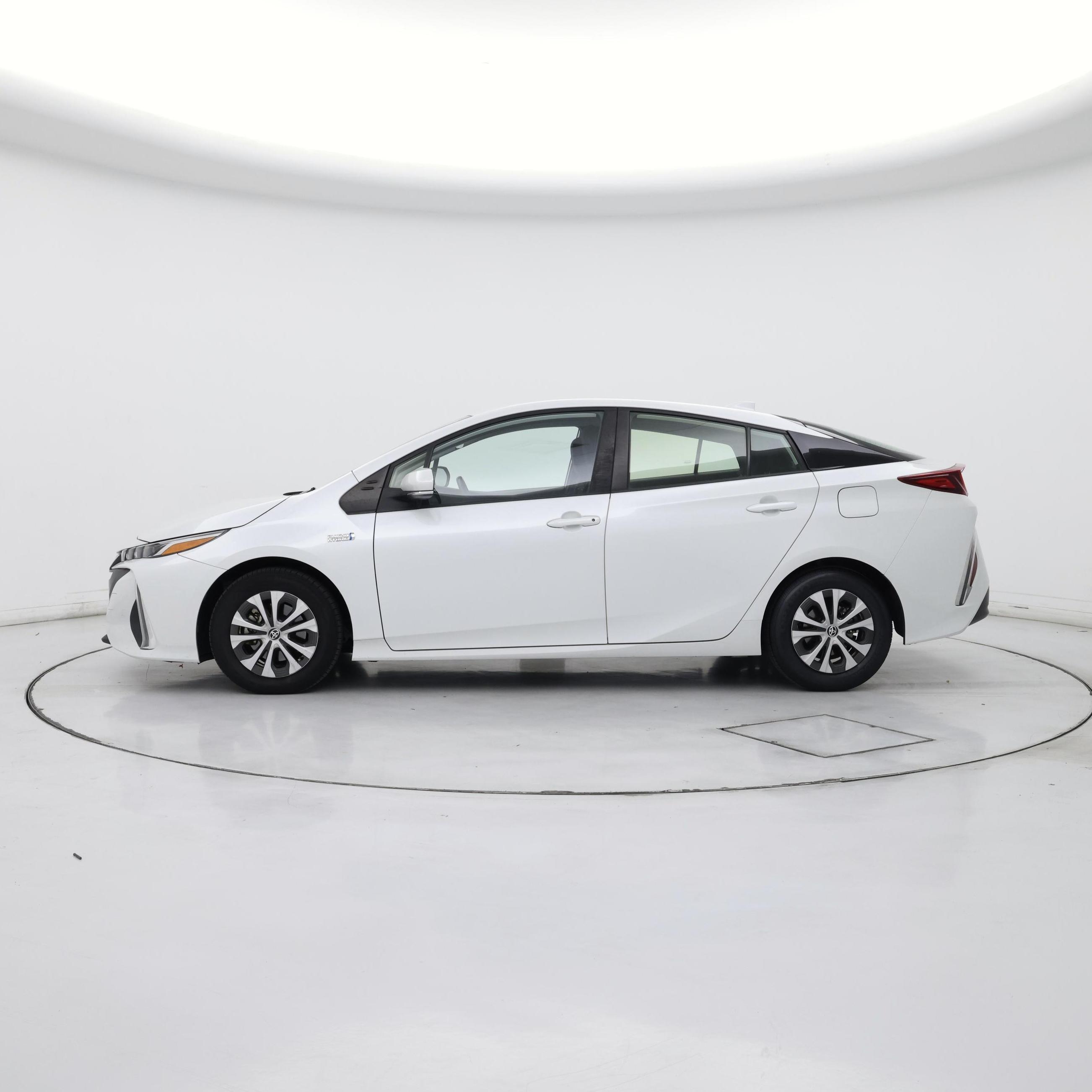 Thumbnail: 2022 Toyota Prius Prime - 3