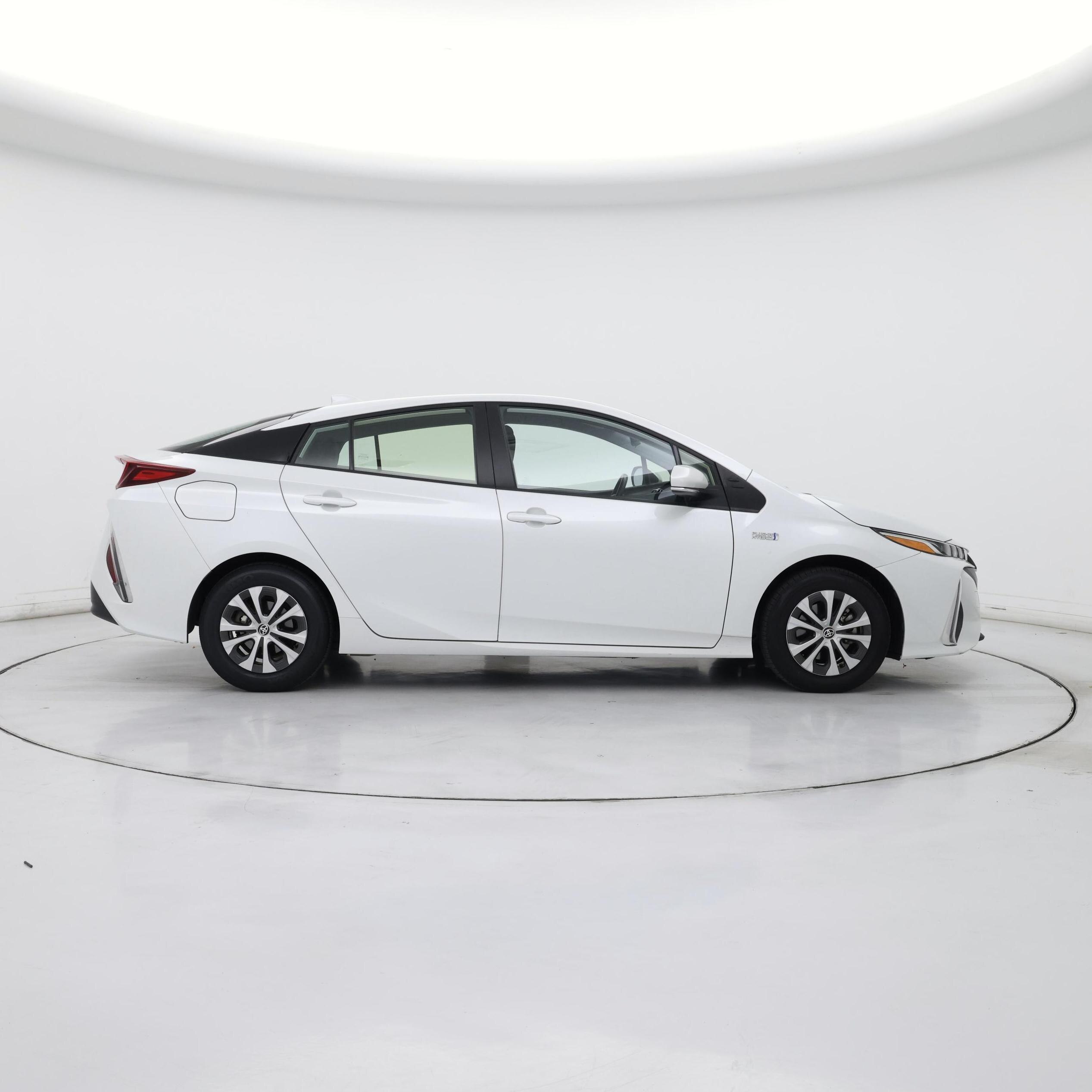Thumbnail: 2022 Toyota Prius Prime - 7