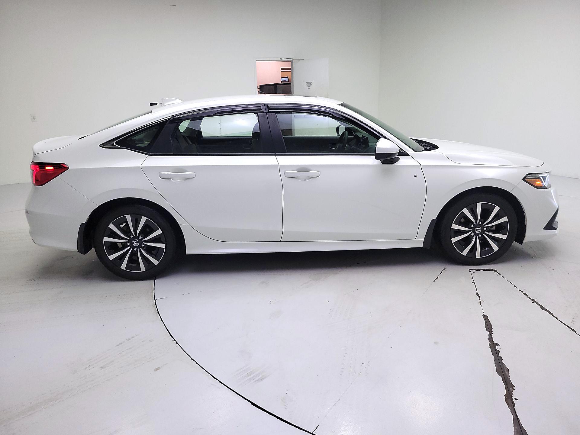 Thumbnail: 2024 Honda Civic - 4