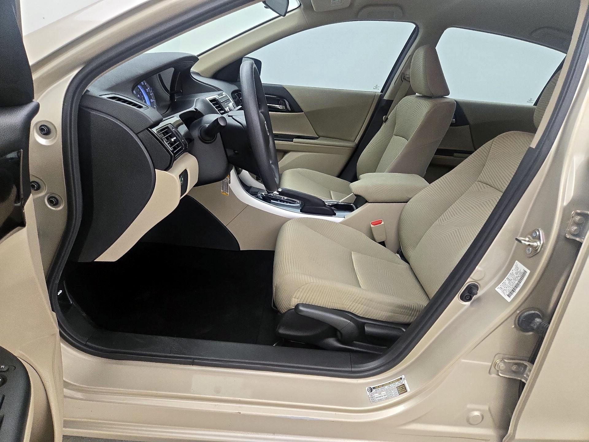 Thumbnail: 2016 Honda Accord - 11