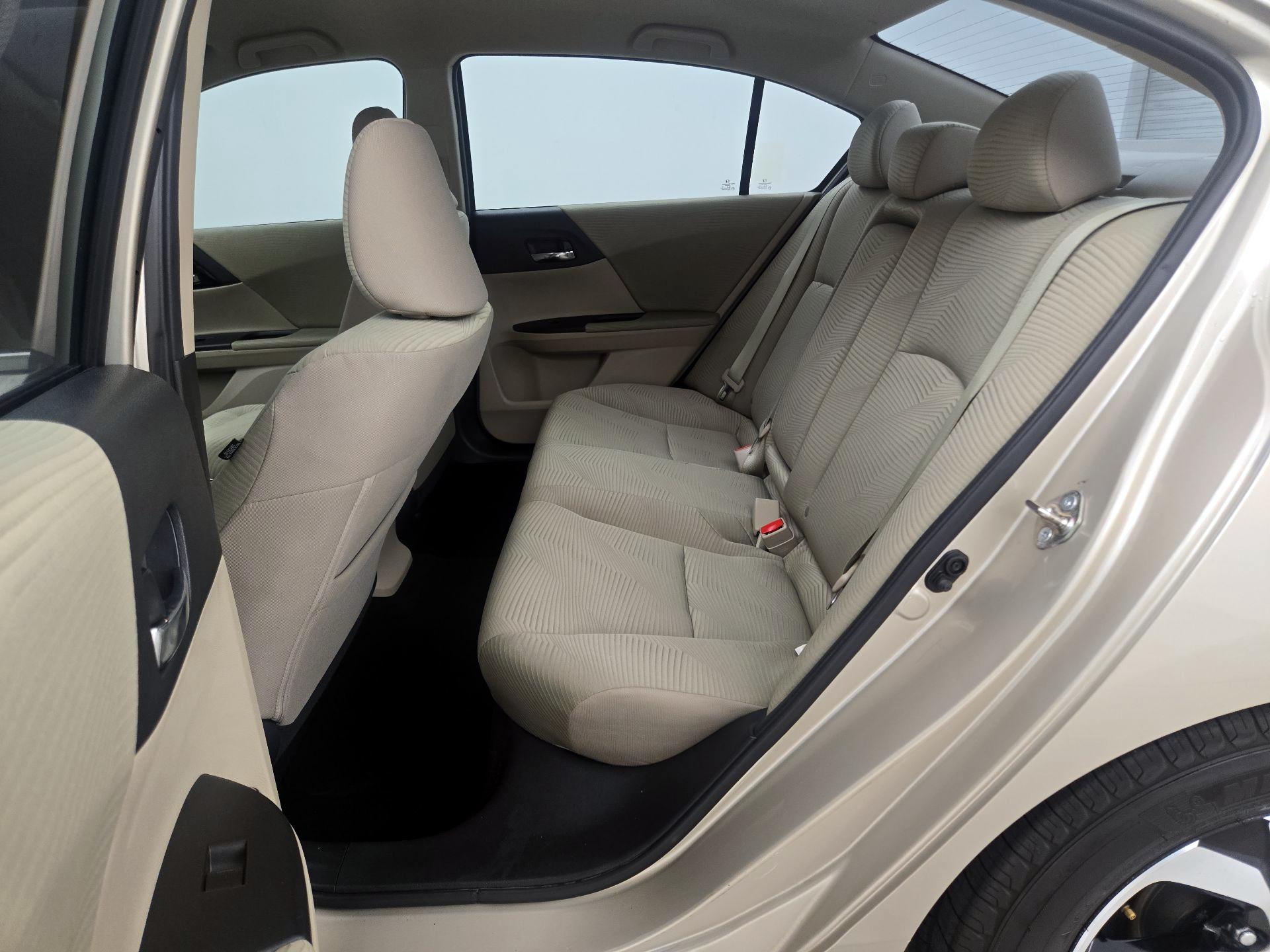 Thumbnail: 2016 Honda Accord - 19