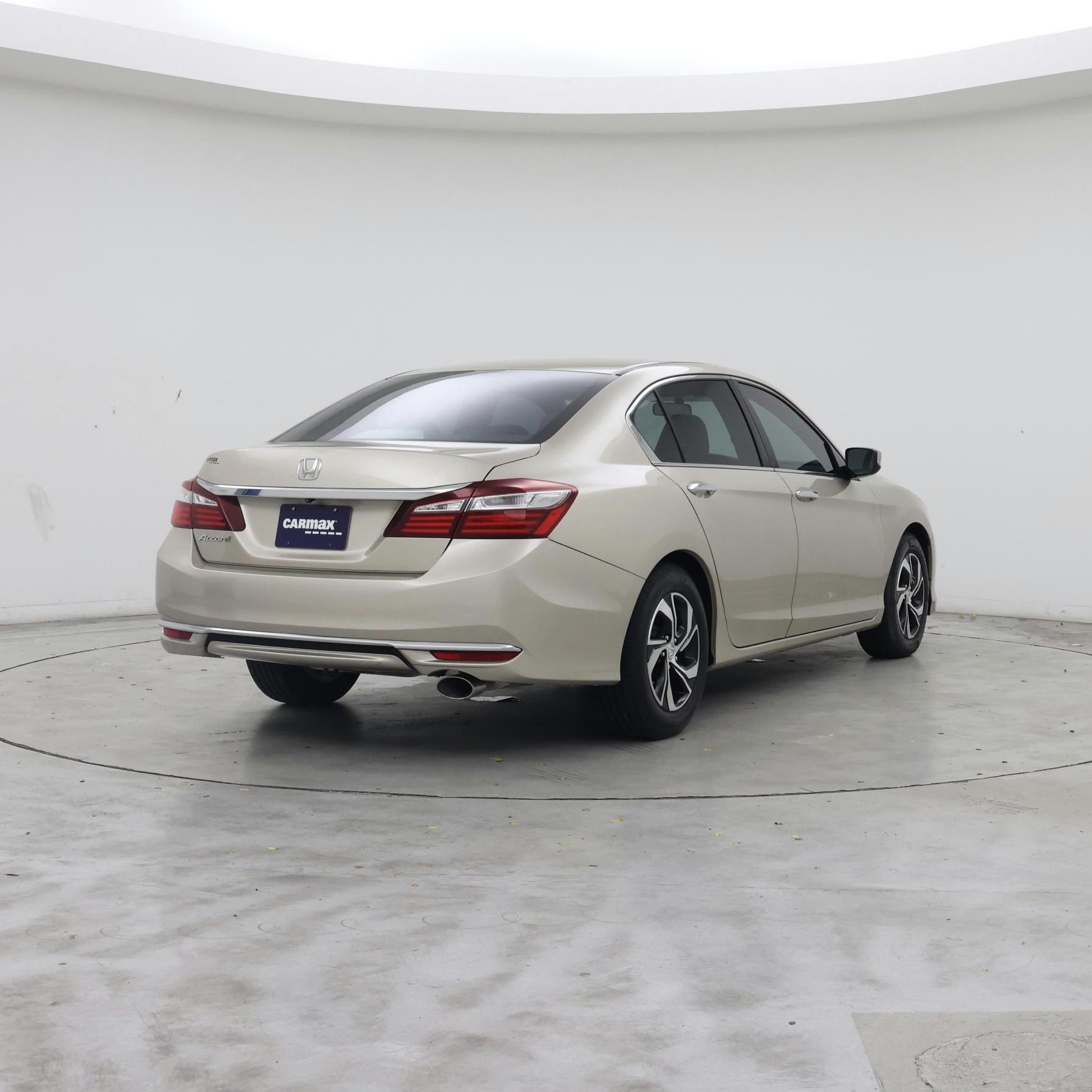 Thumbnail: 2016 Honda Accord - 8