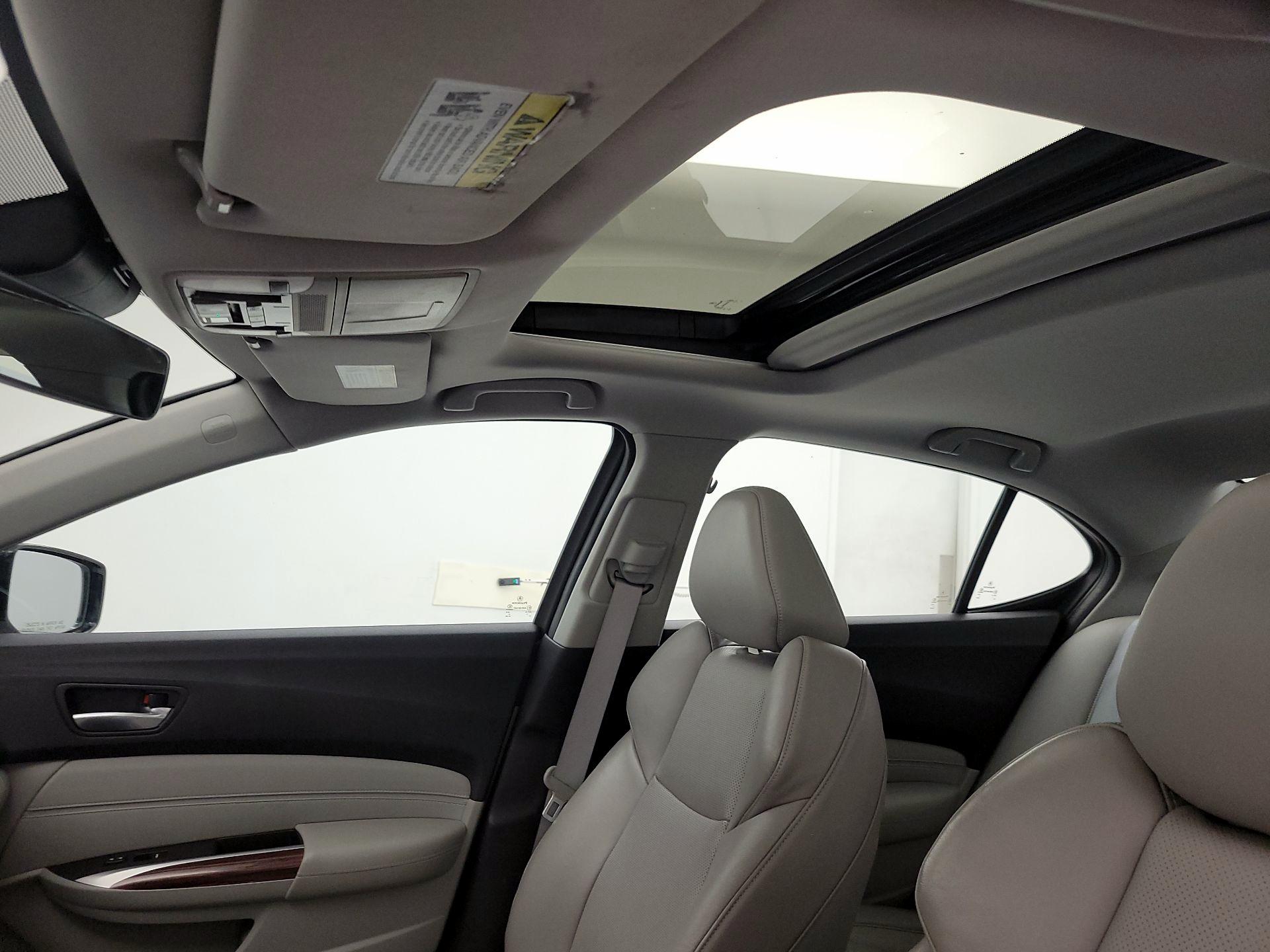 Thumbnail: 2016 Acura TLX - 19