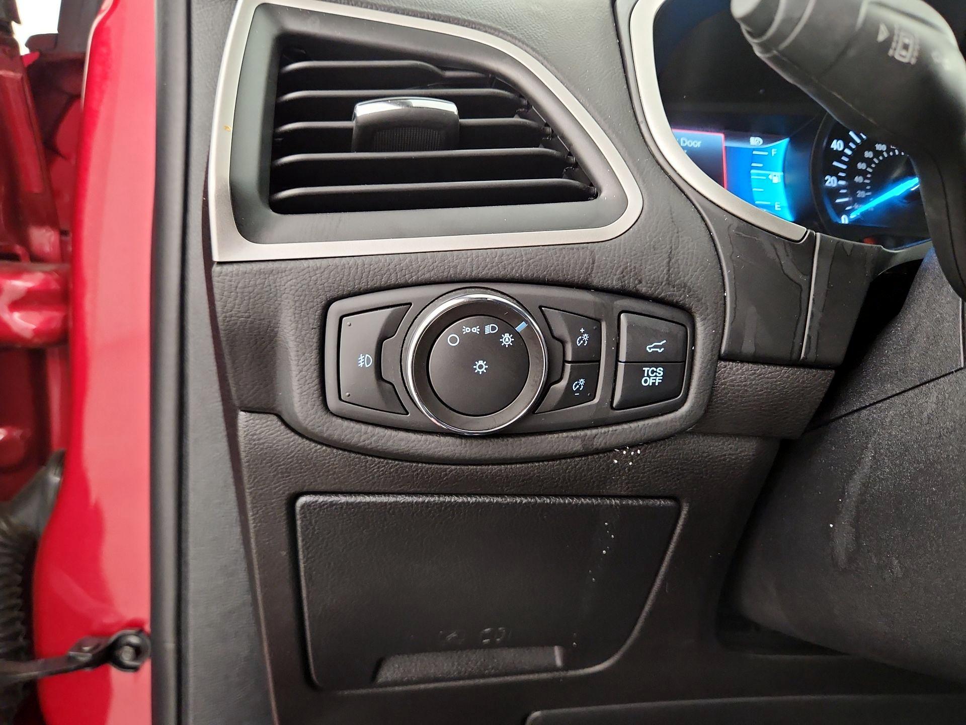 Thumbnail: 2021 Ford Edge - 11