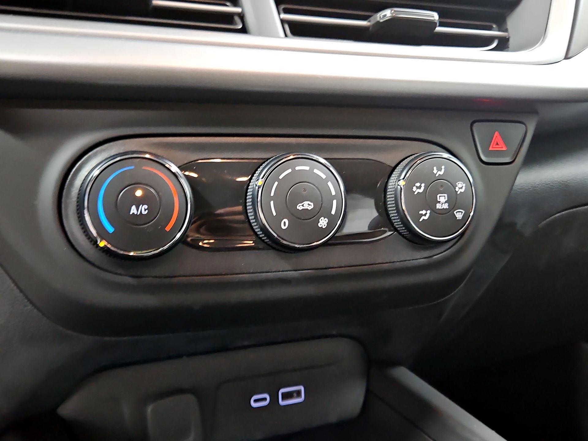 Thumbnail: 2025 Chevrolet Trax - 16