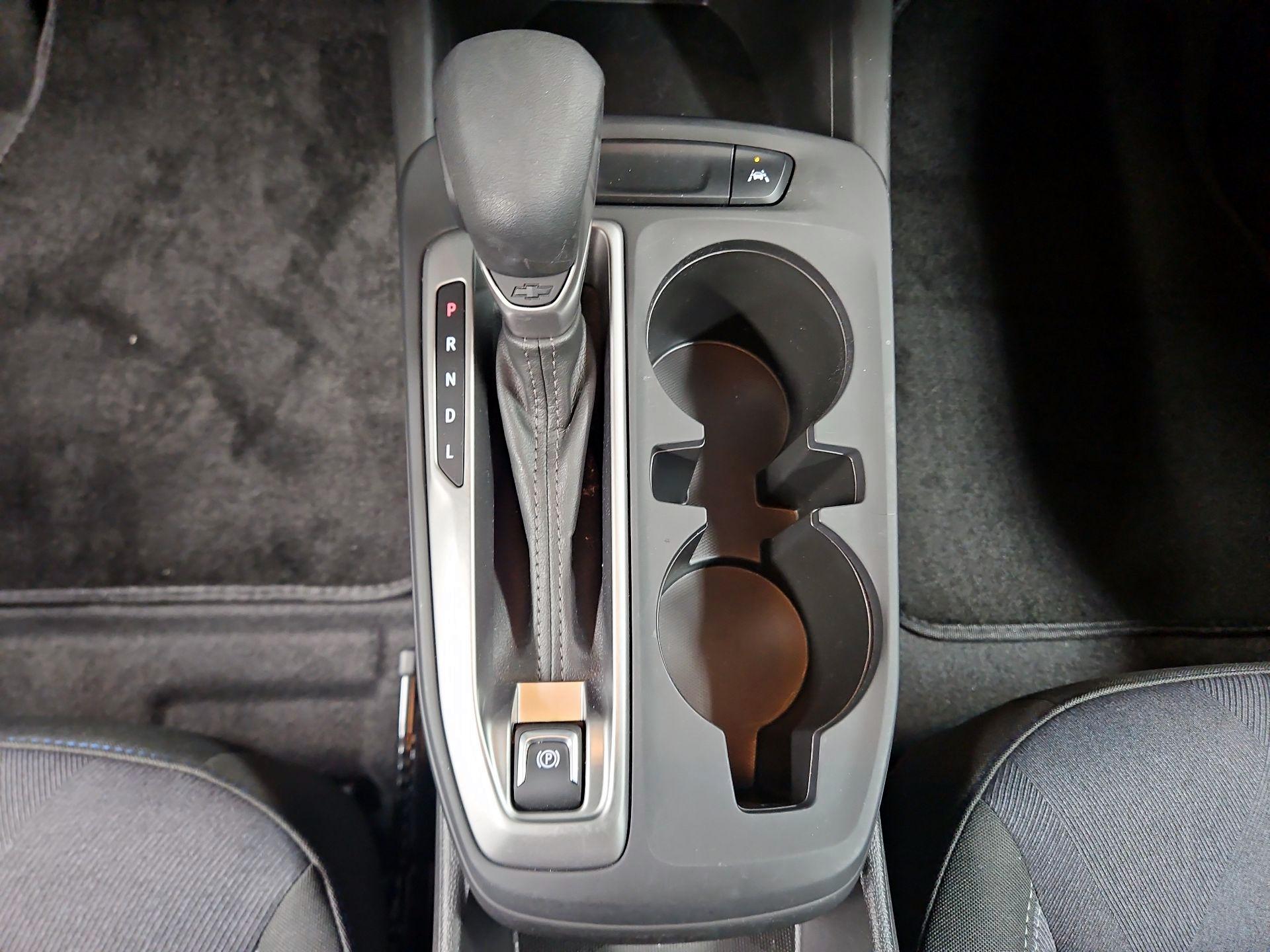Thumbnail: 2025 Chevrolet Trax - 17