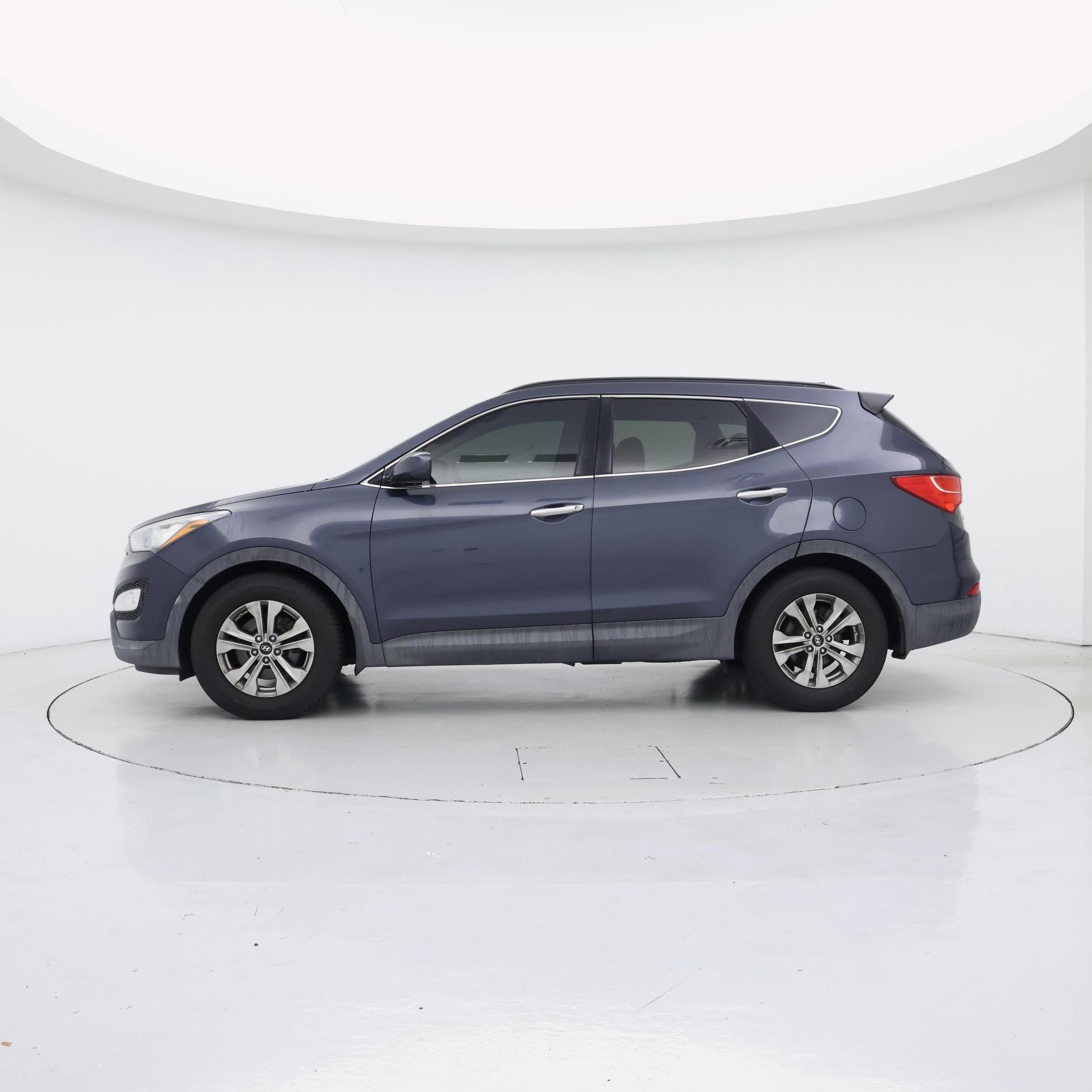 Thumbnail: 2015 Hyundai Santa Fe - 3